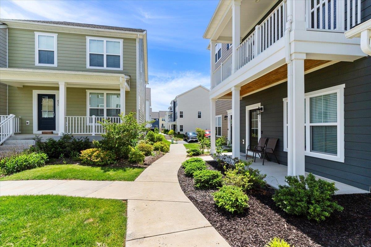 465 John Adams Dr Drive