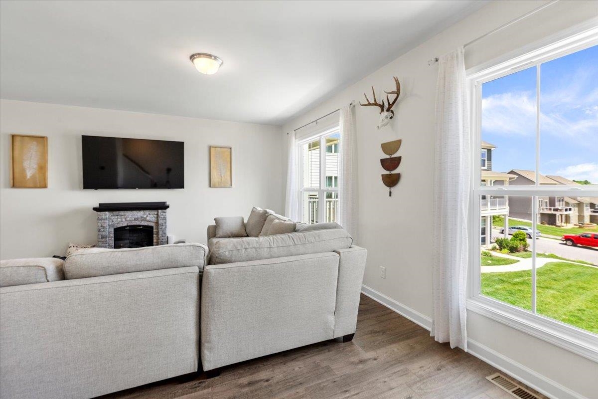 465 John Adams Dr Drive