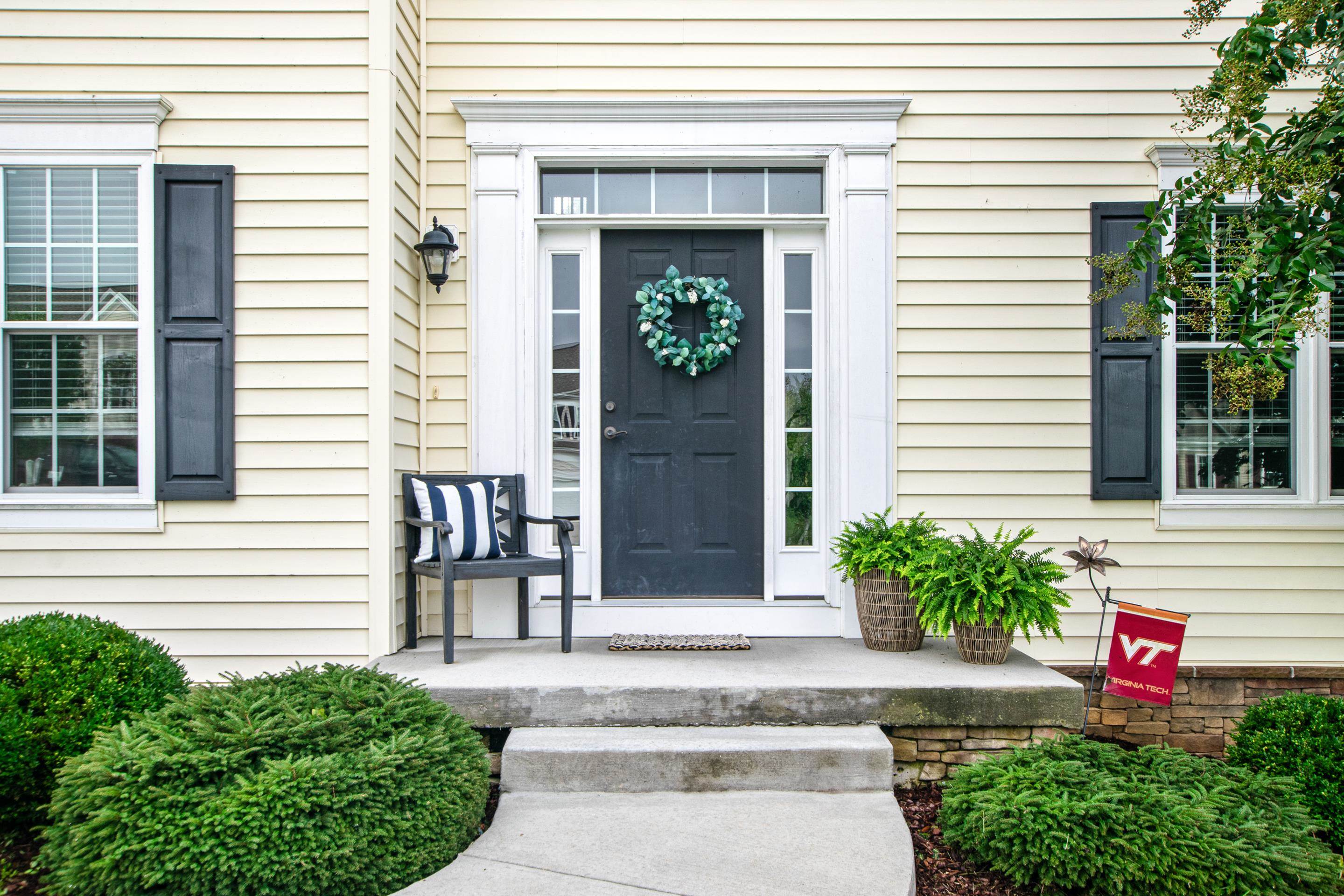 1708 Hollow Oak Court