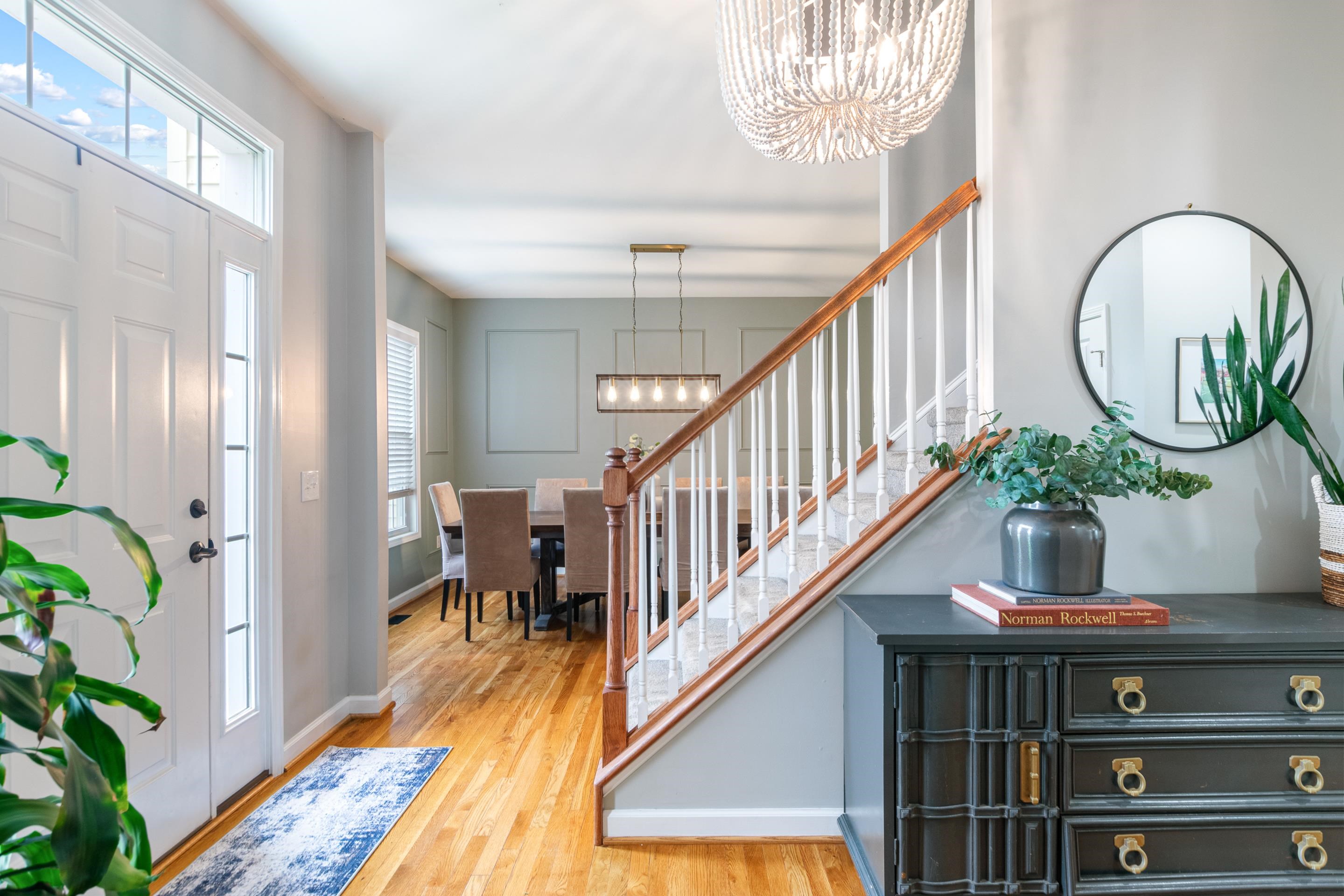 1708 Hollow Oak Court