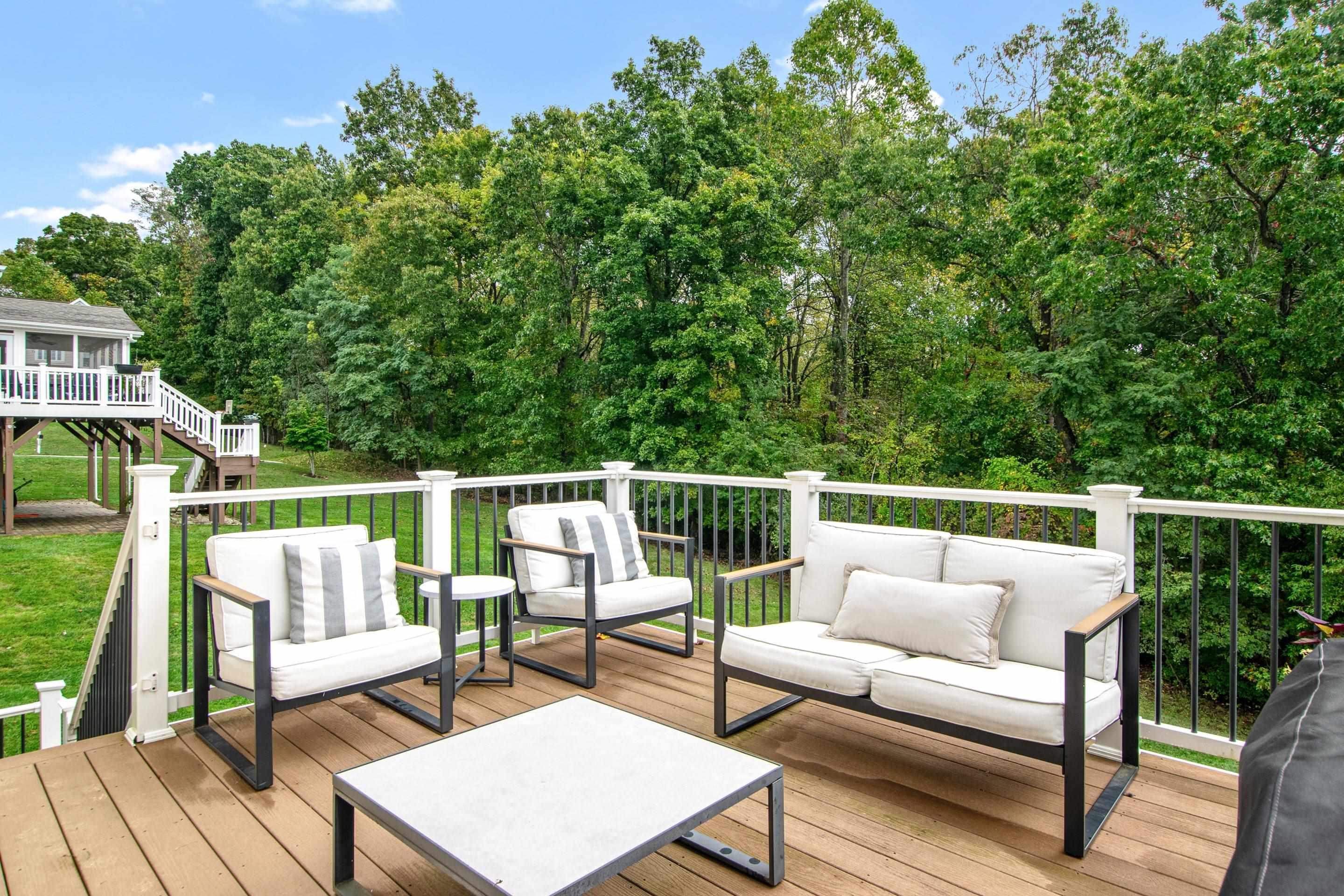 1708 Hollow Oak Court