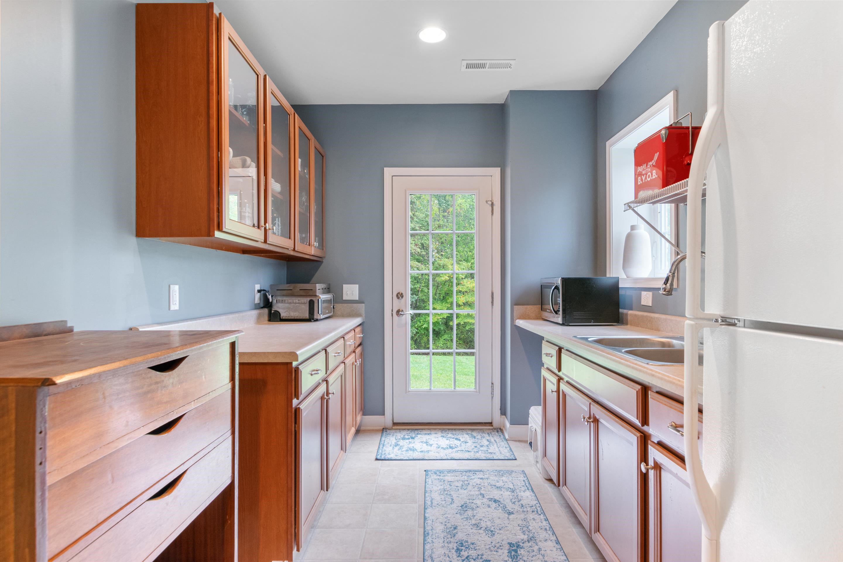 1708 Hollow Oak Court