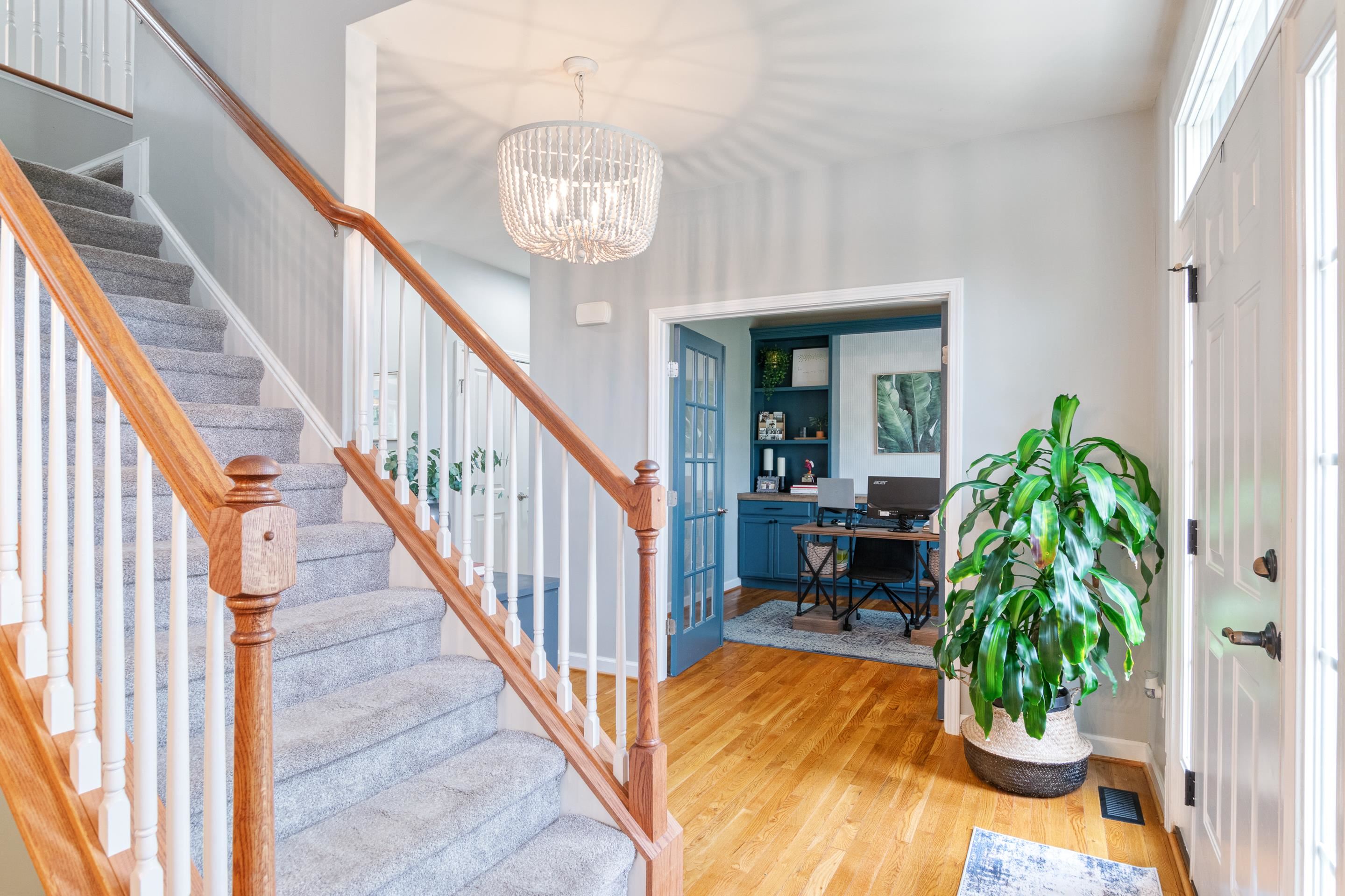1708 Hollow Oak Court