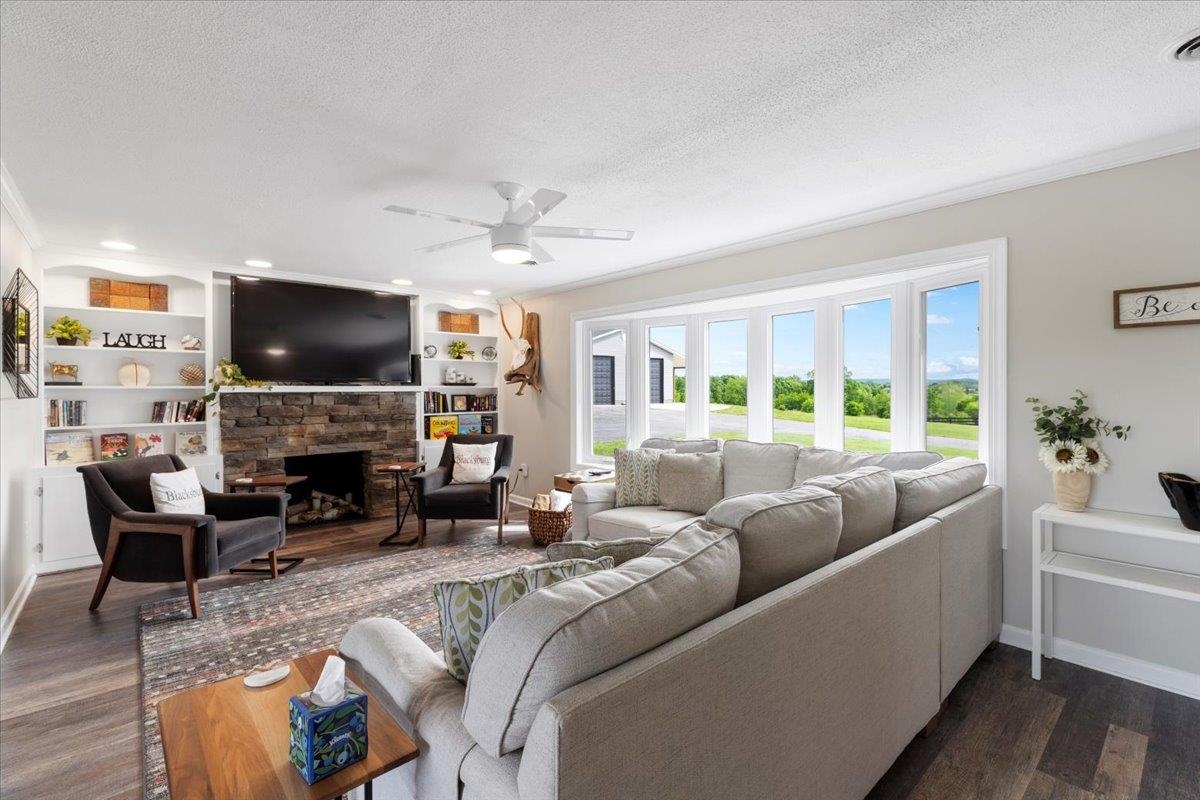 701 Hidden Valley Drive