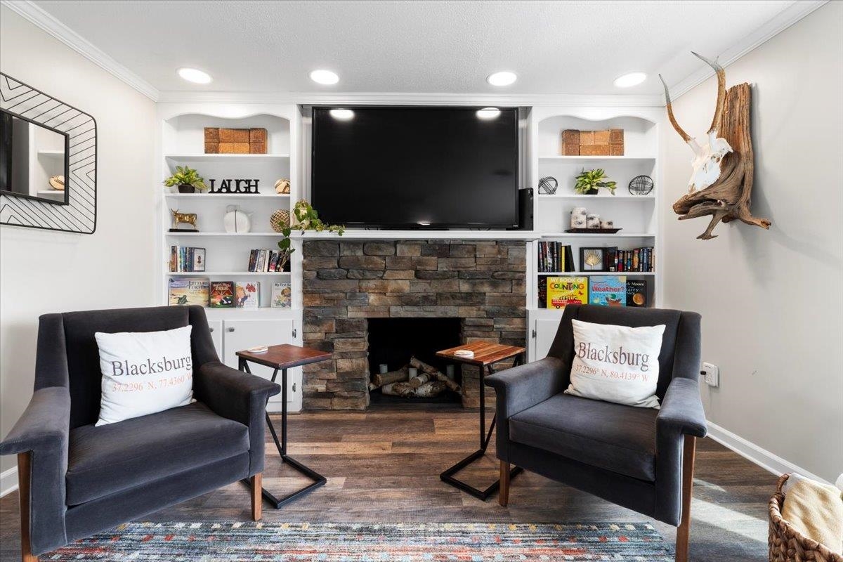 701 Hidden Valley Drive