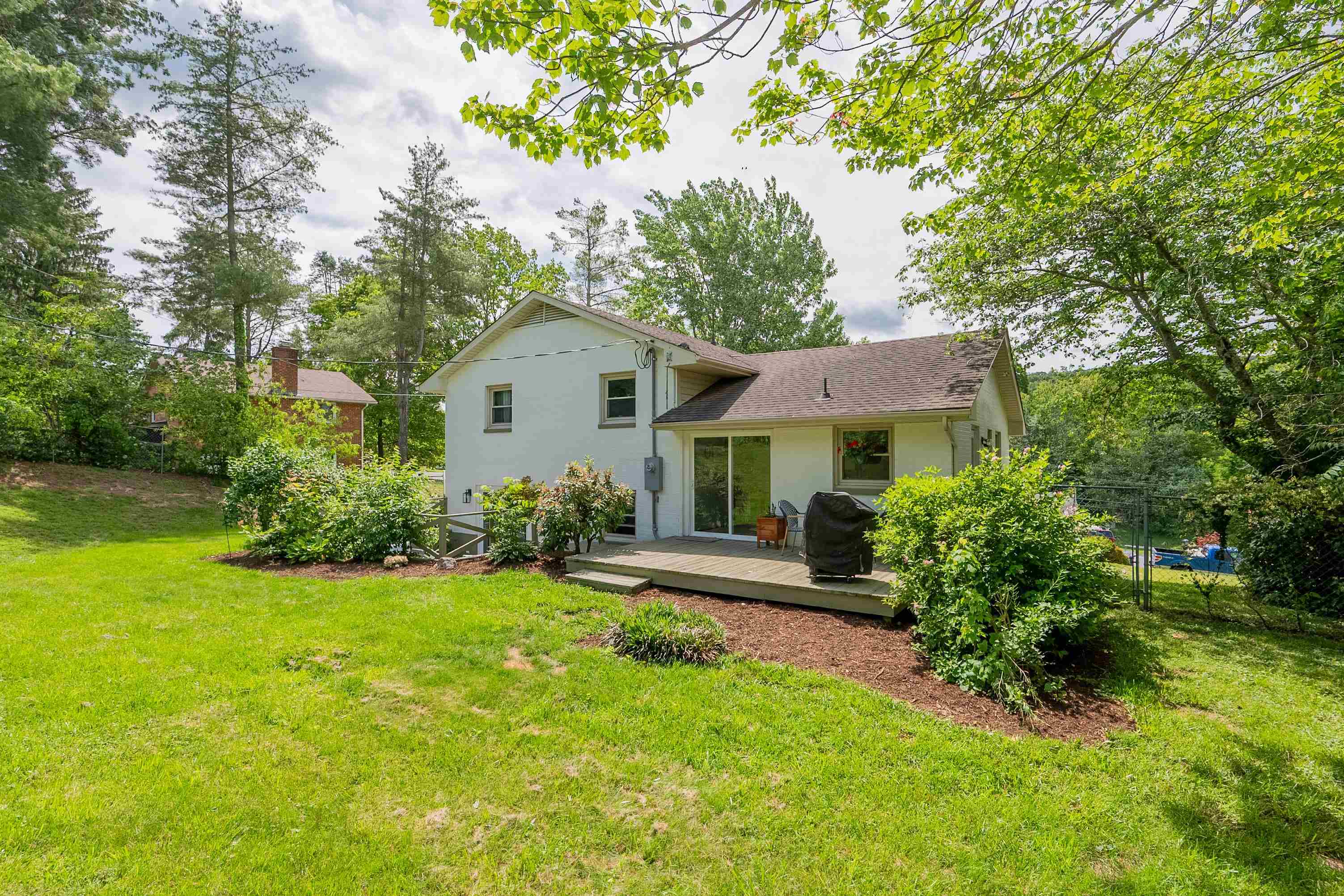 305 Overland Drive