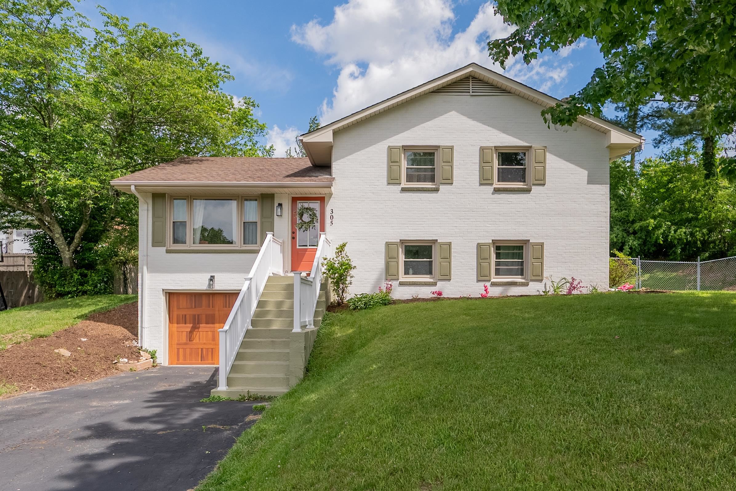 305 Overland Drive