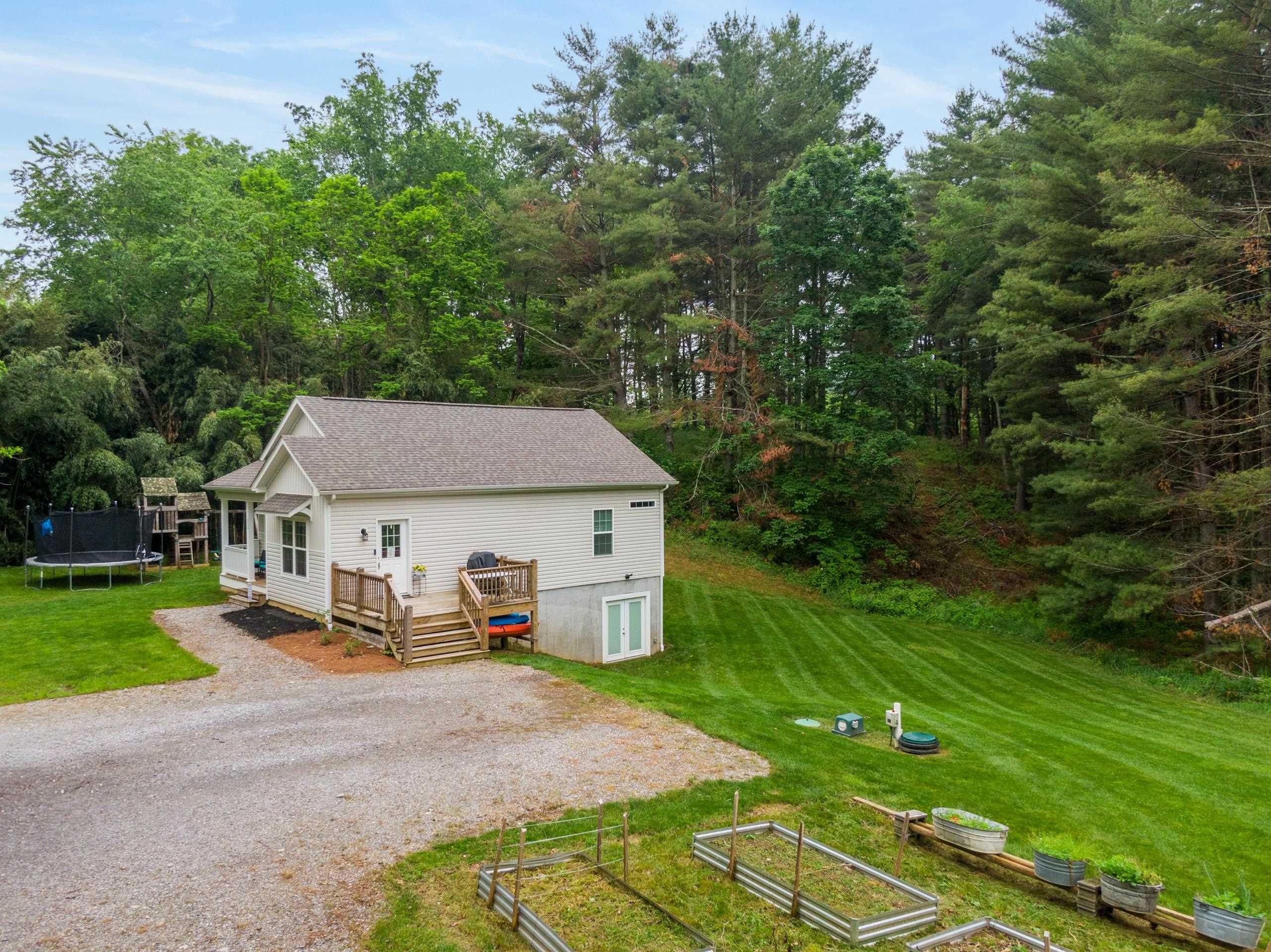 2114 MOUNT TABOR Road