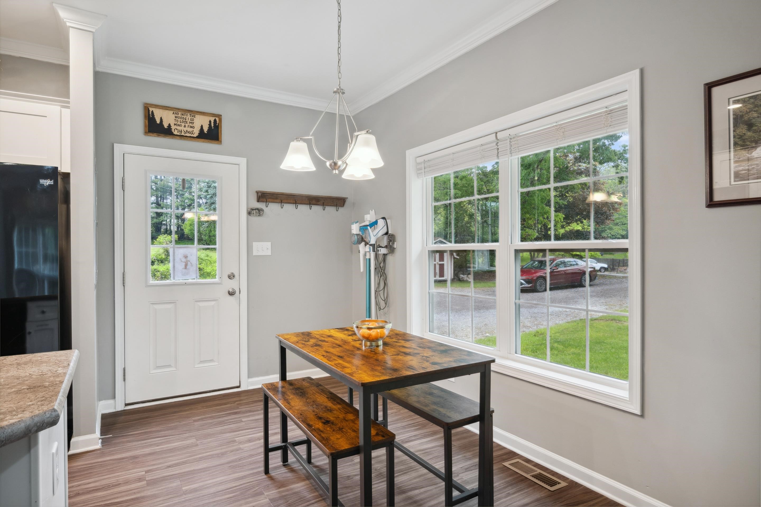 2114 MOUNT TABOR Road