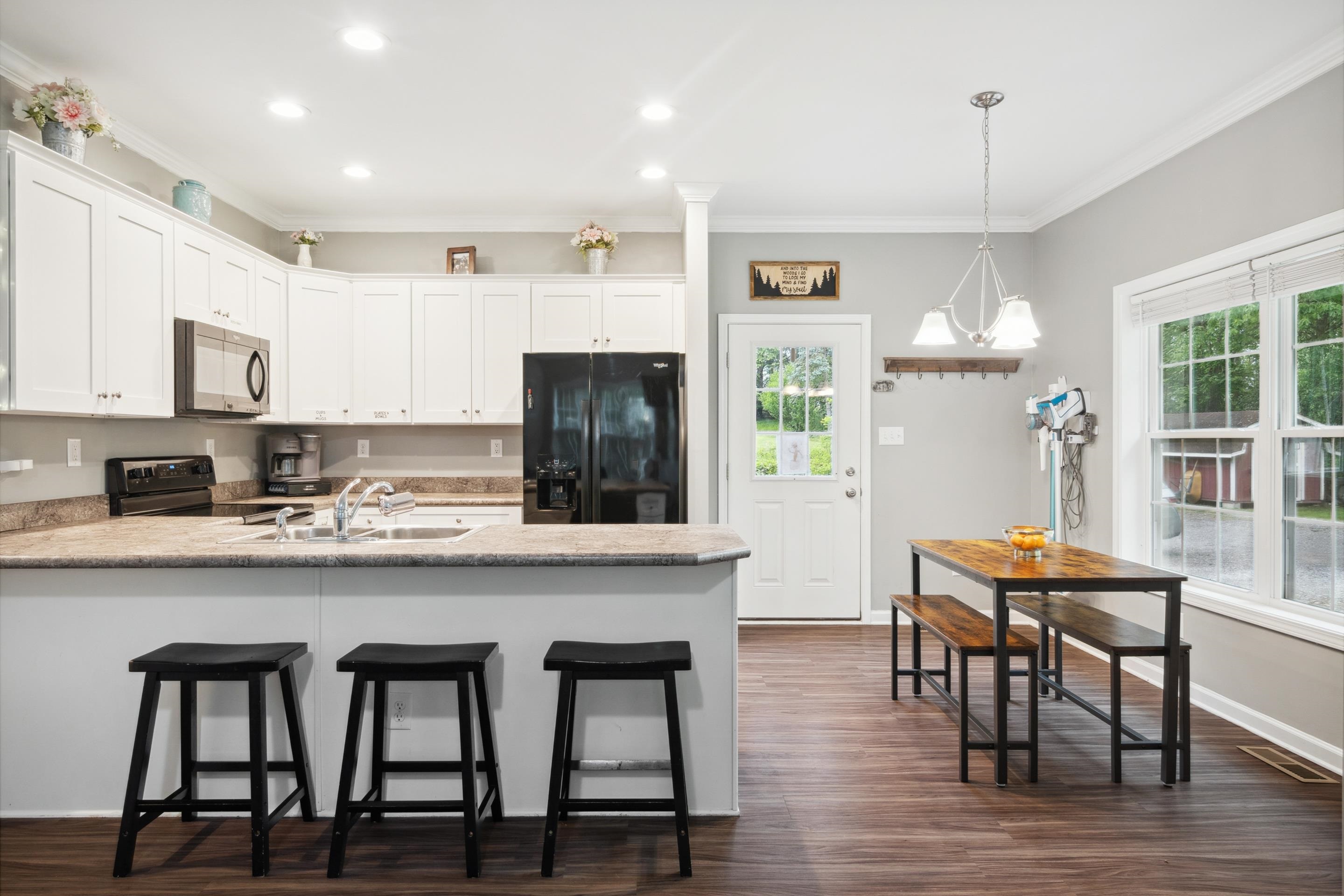 2114 MOUNT TABOR Road