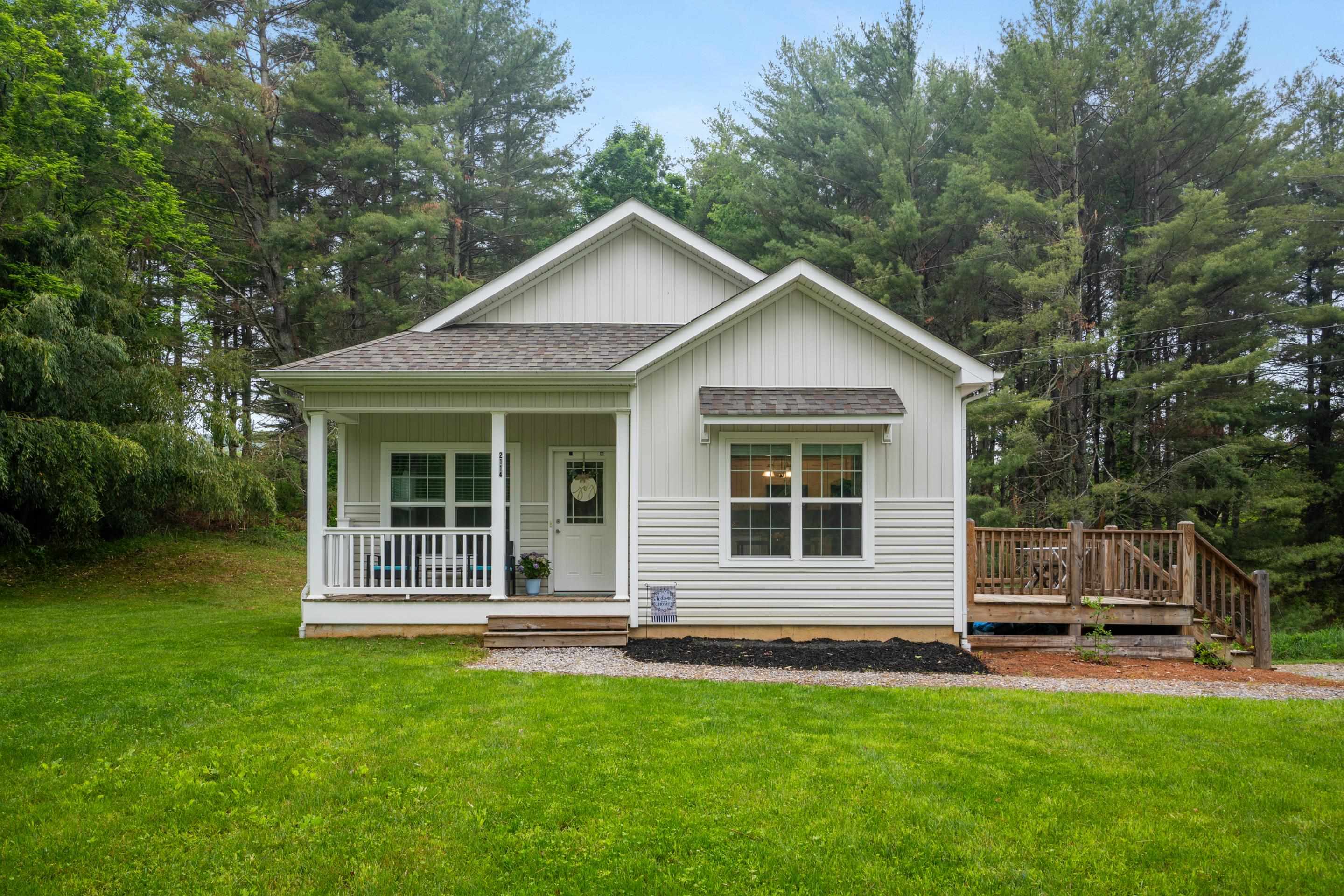 2114 MOUNT TABOR Road