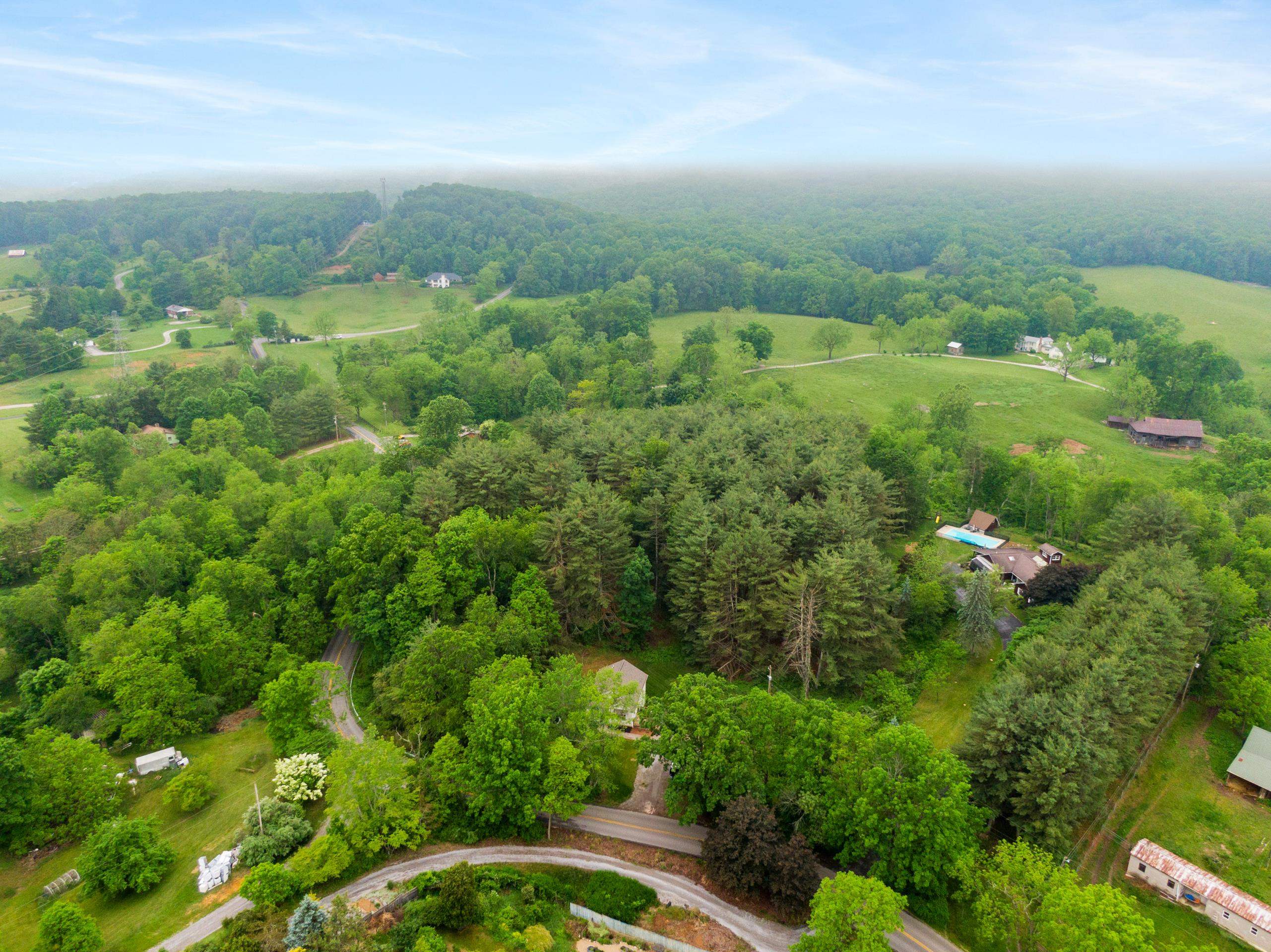 2114 MOUNT TABOR Road