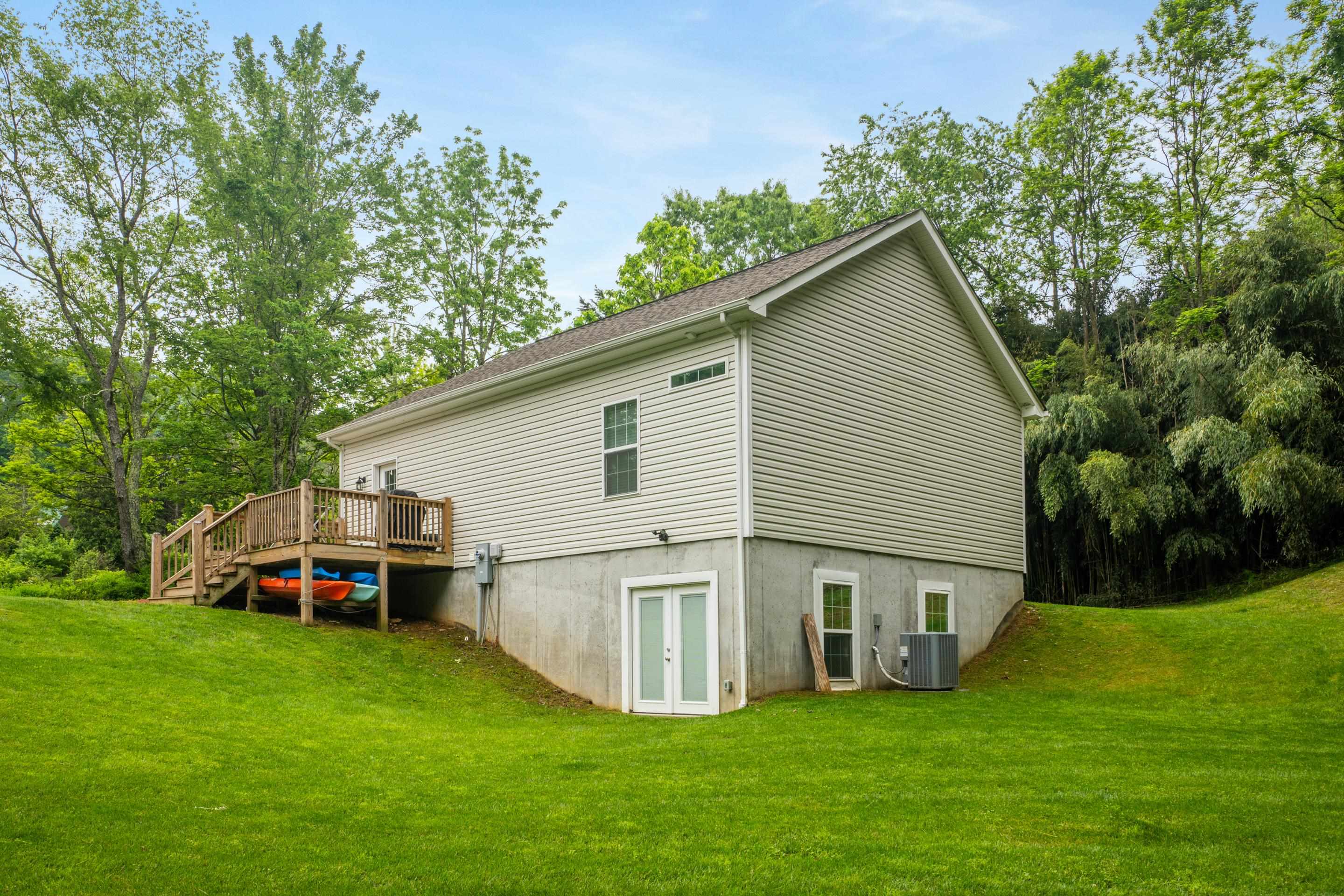 2114 MOUNT TABOR Road