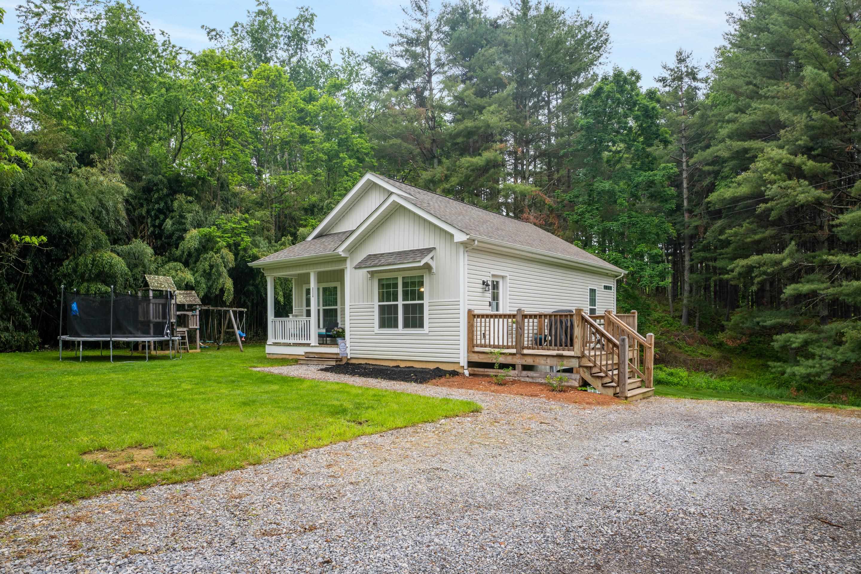 2114 MOUNT TABOR Road