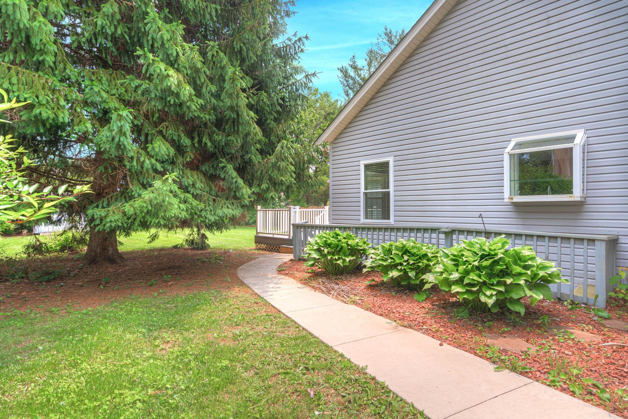 1006 HORSE SHOE Lane