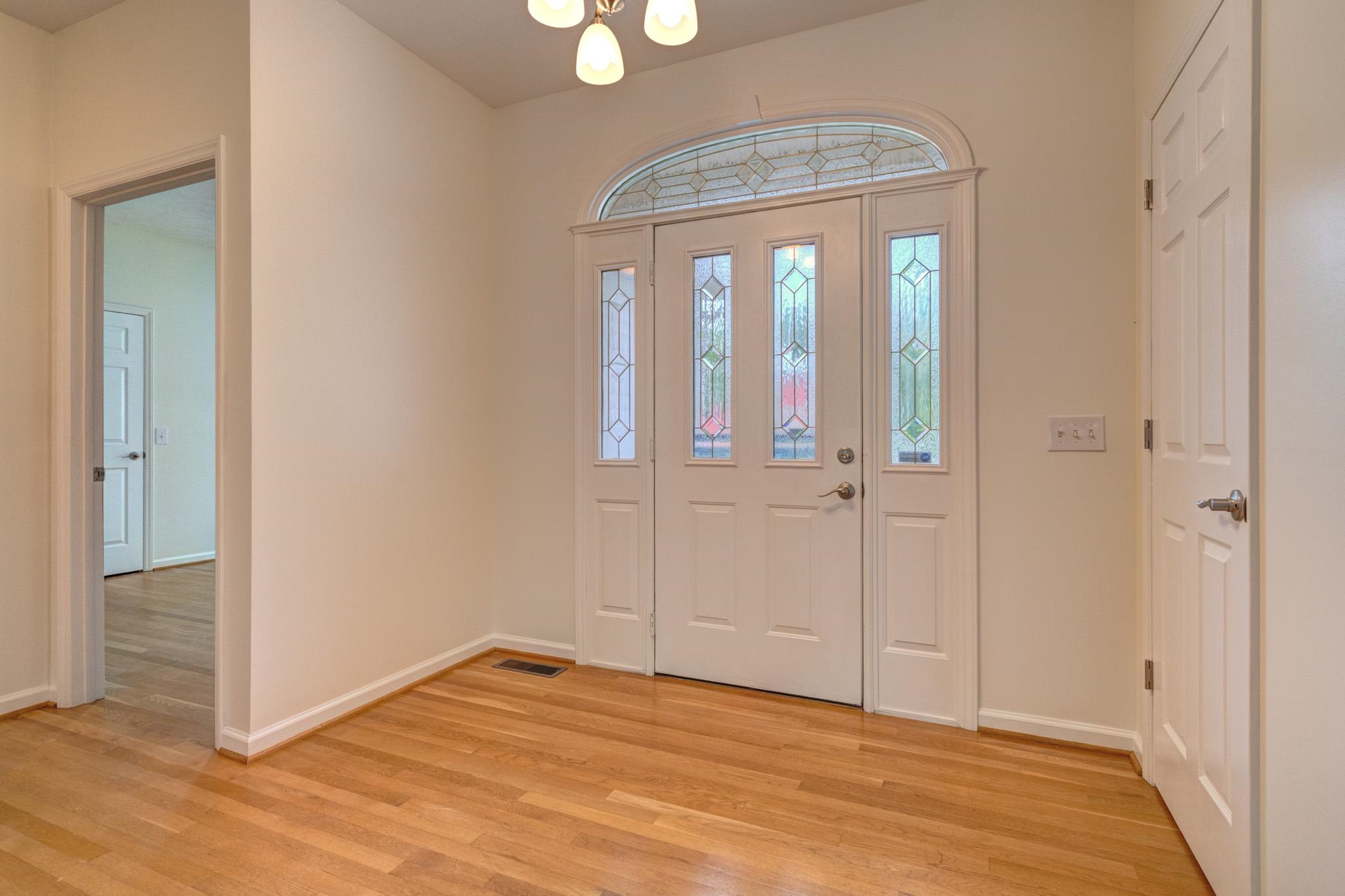 1006 HORSE SHOE Lane