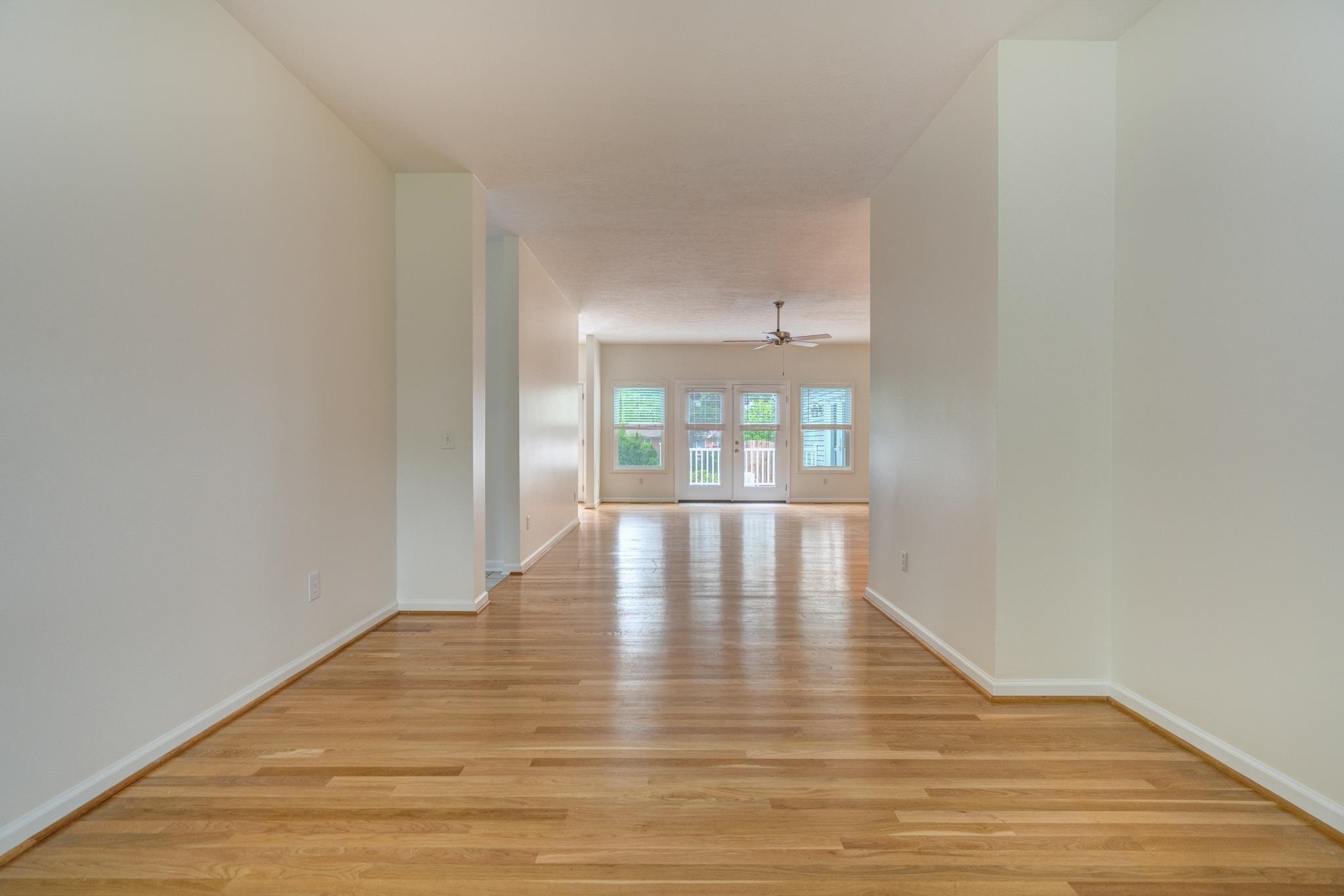 1006 HORSE SHOE Lane