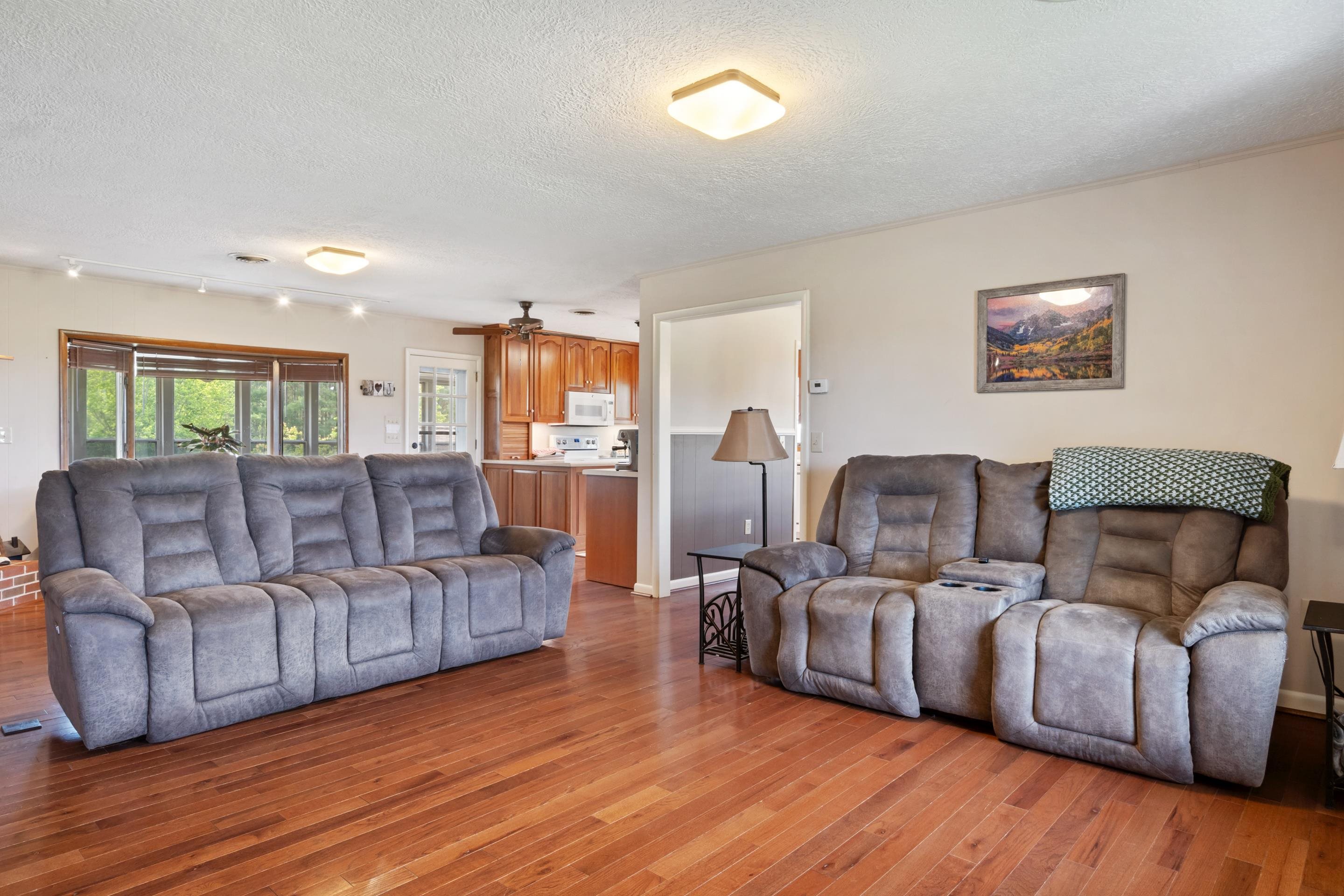 1938 Laurel Creek Road