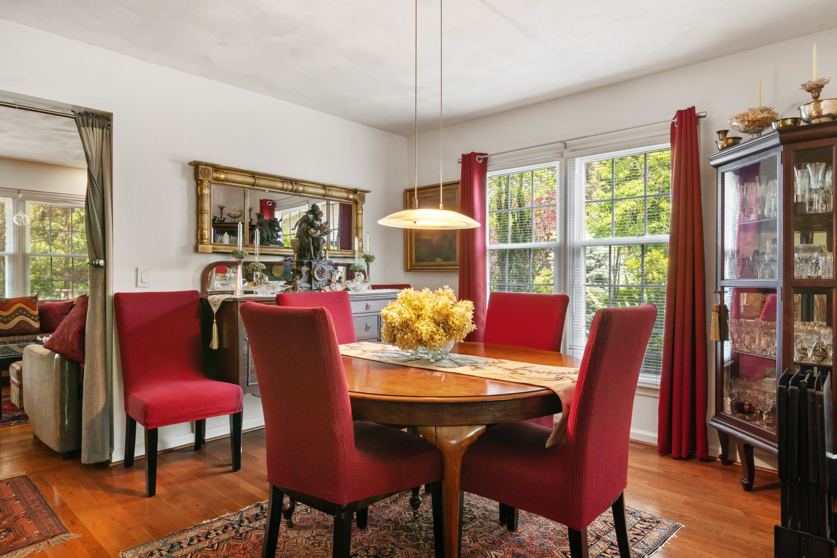 1010 OAK POINTE Court