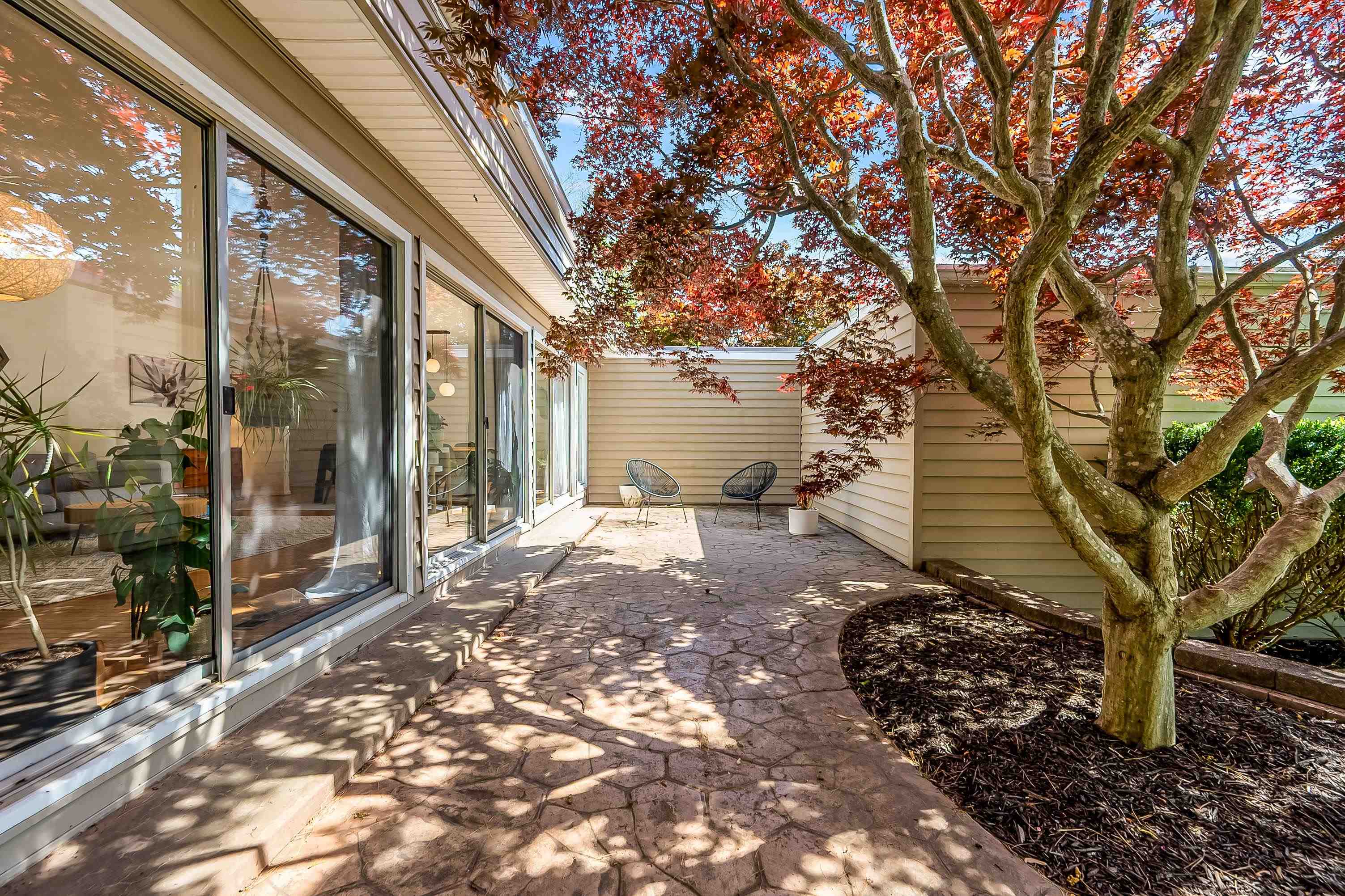 213 Price St Street