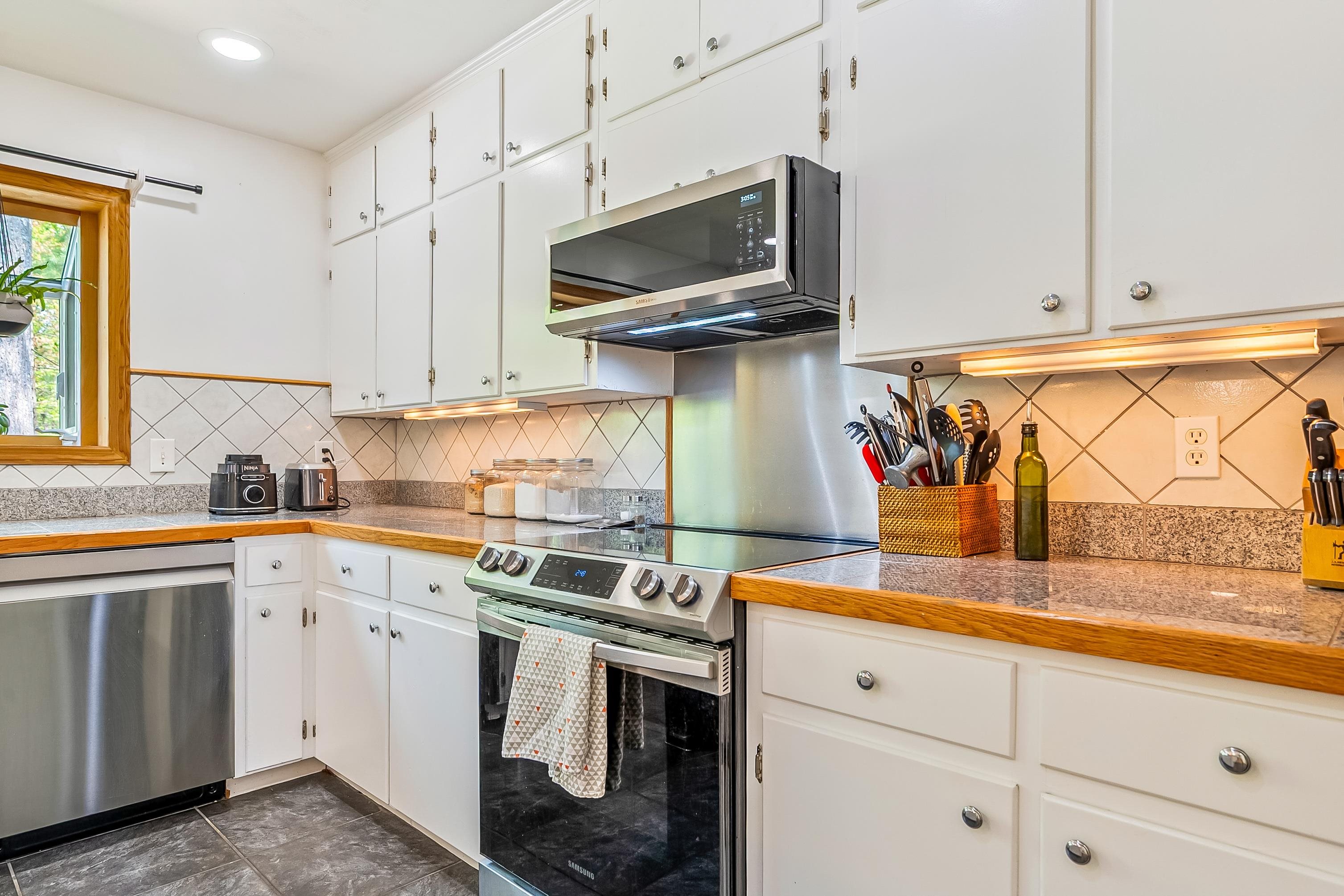 213 Price St Street