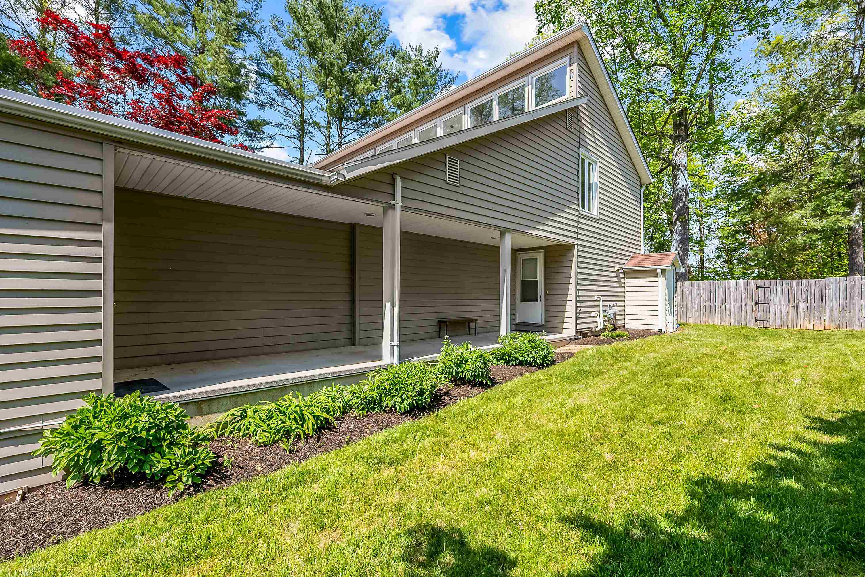 213 Price St Street