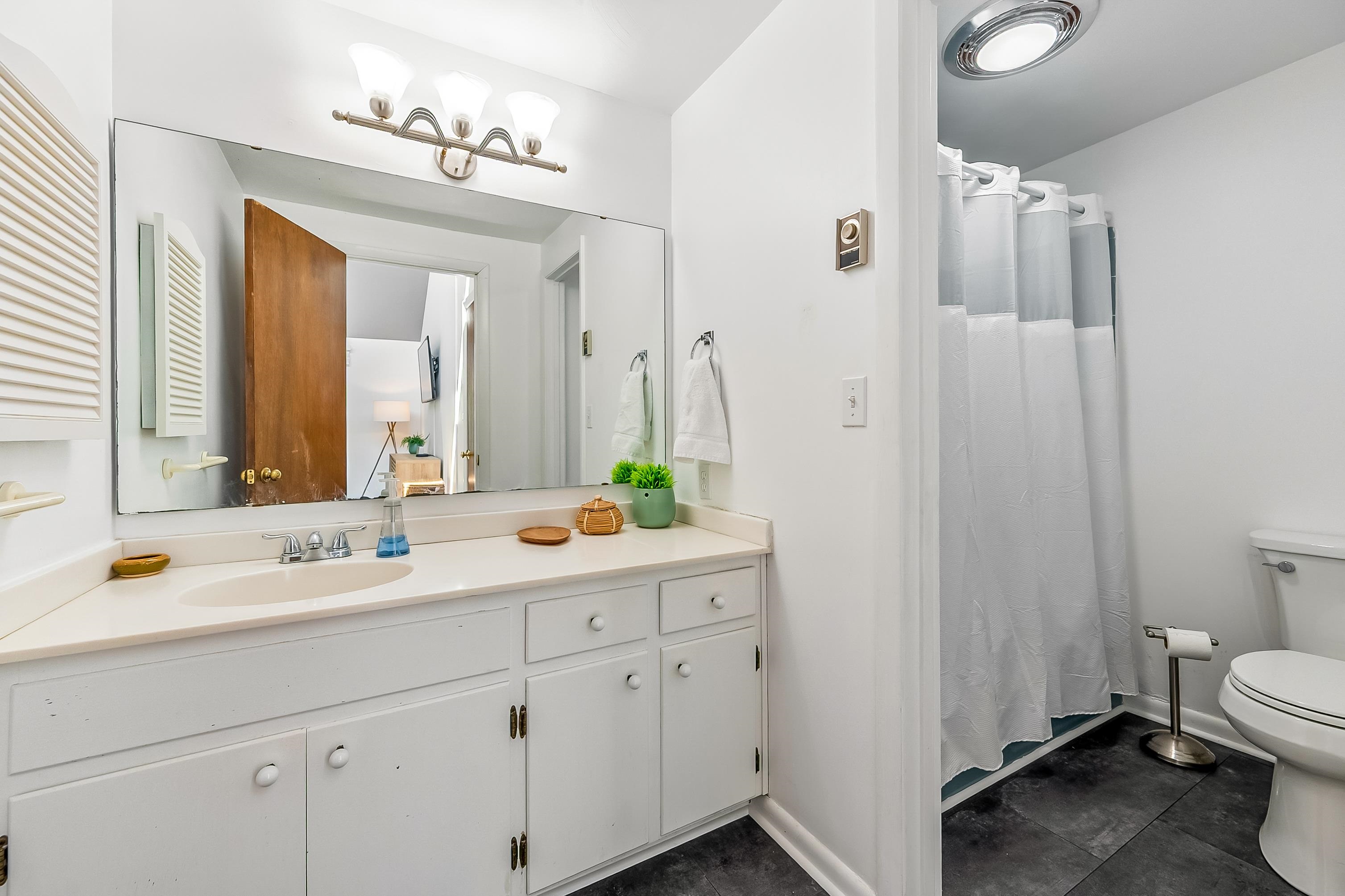 213 Price St Street