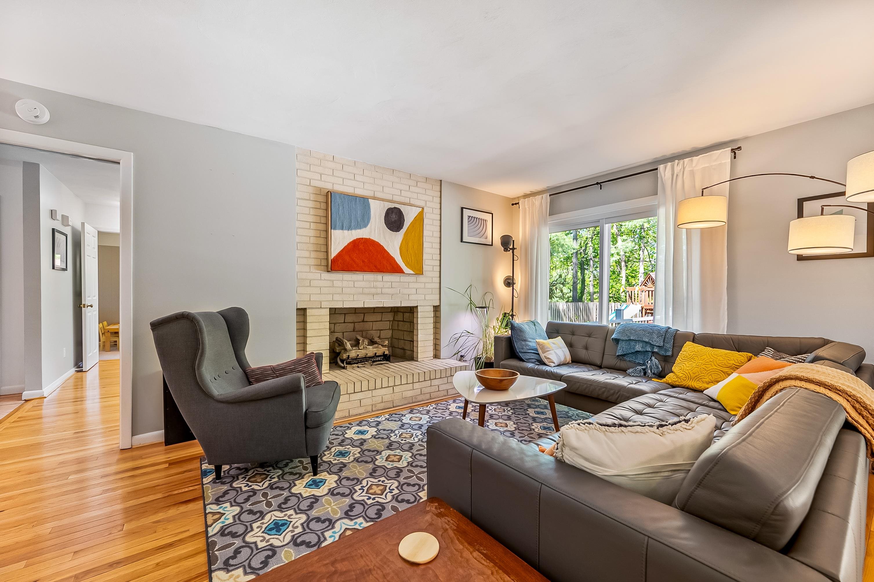 213 Price St Street