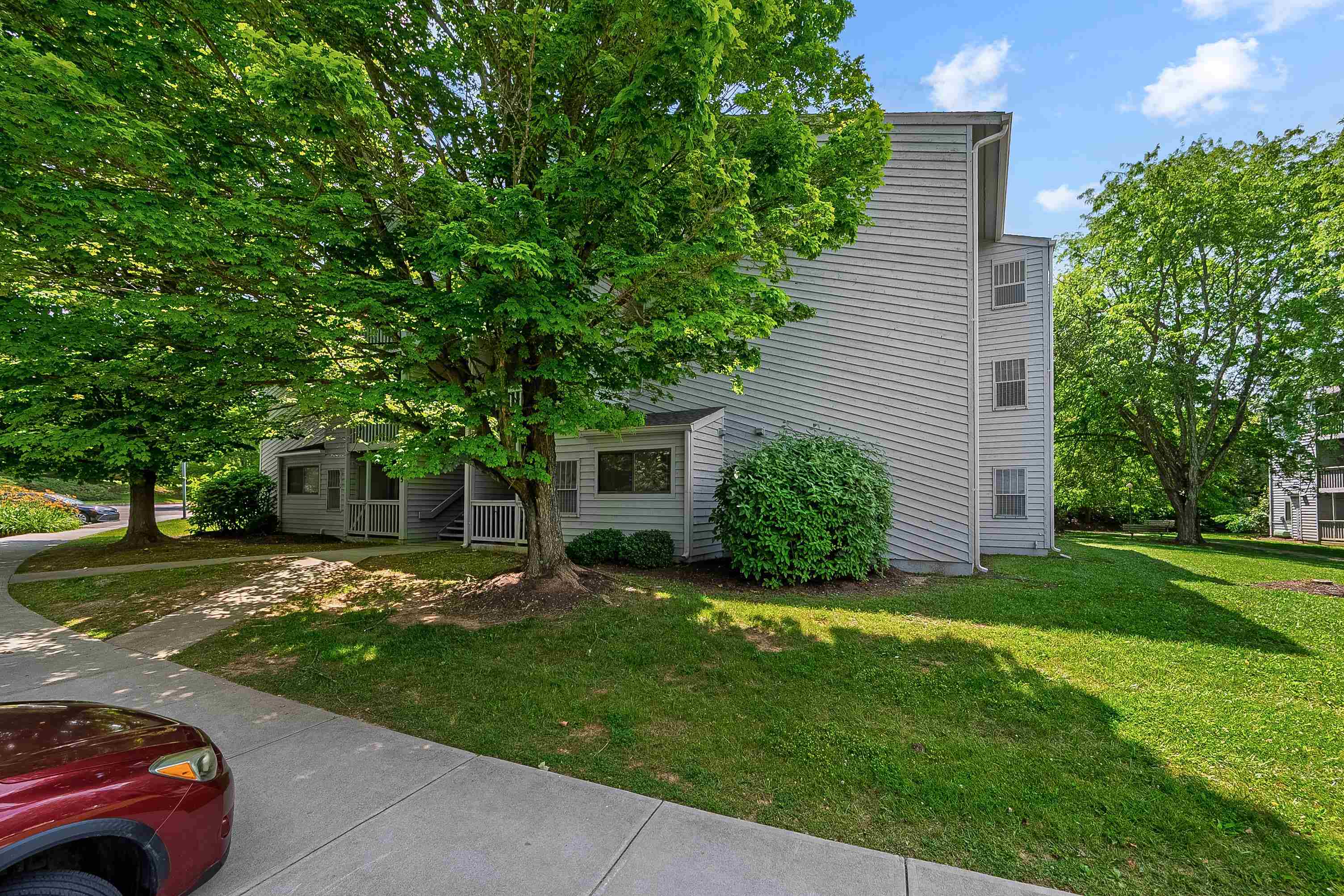 505 F SUNRIDGE Drive F