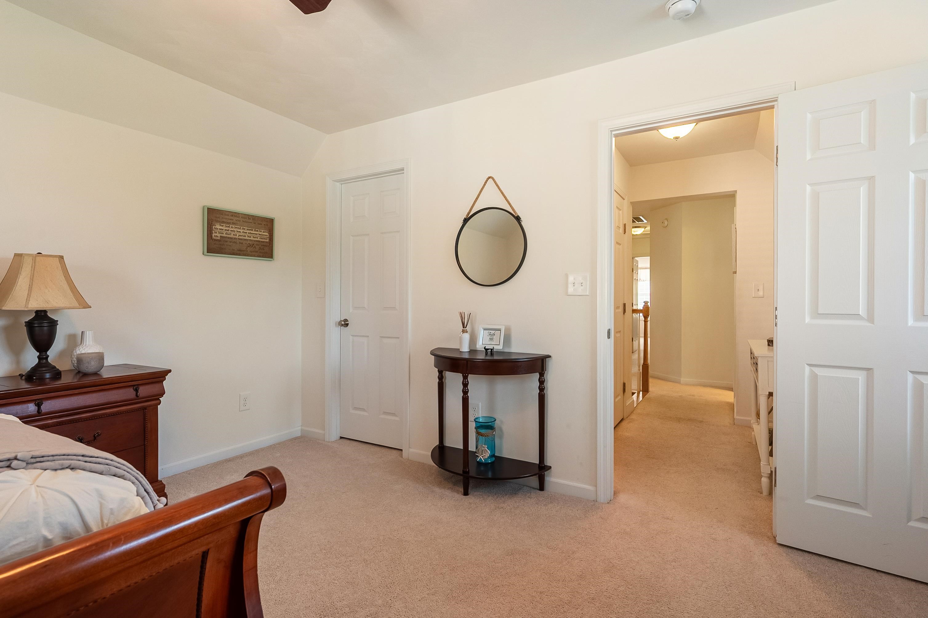 1136 CROSSCREEK Drive