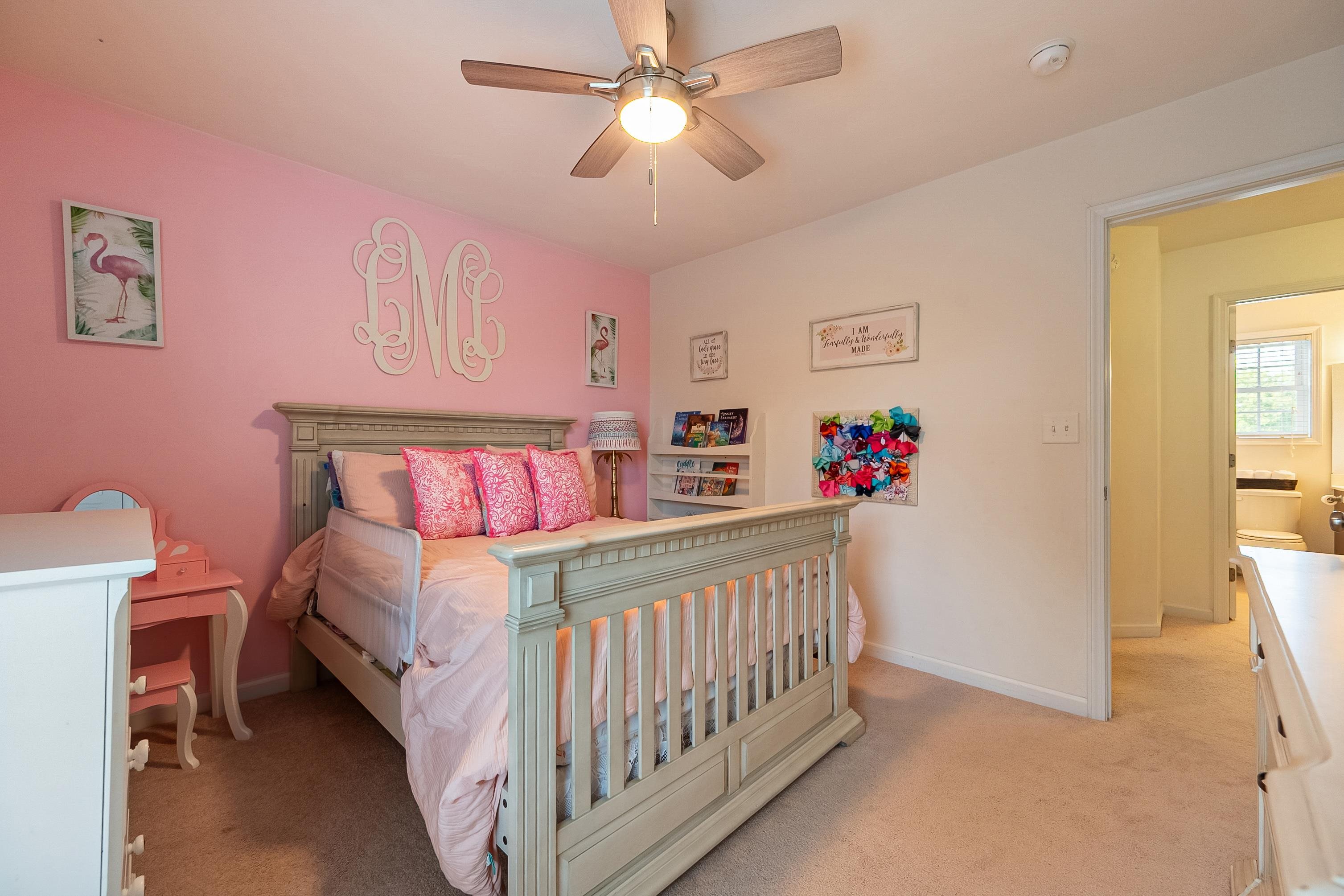 1136 CROSSCREEK Drive