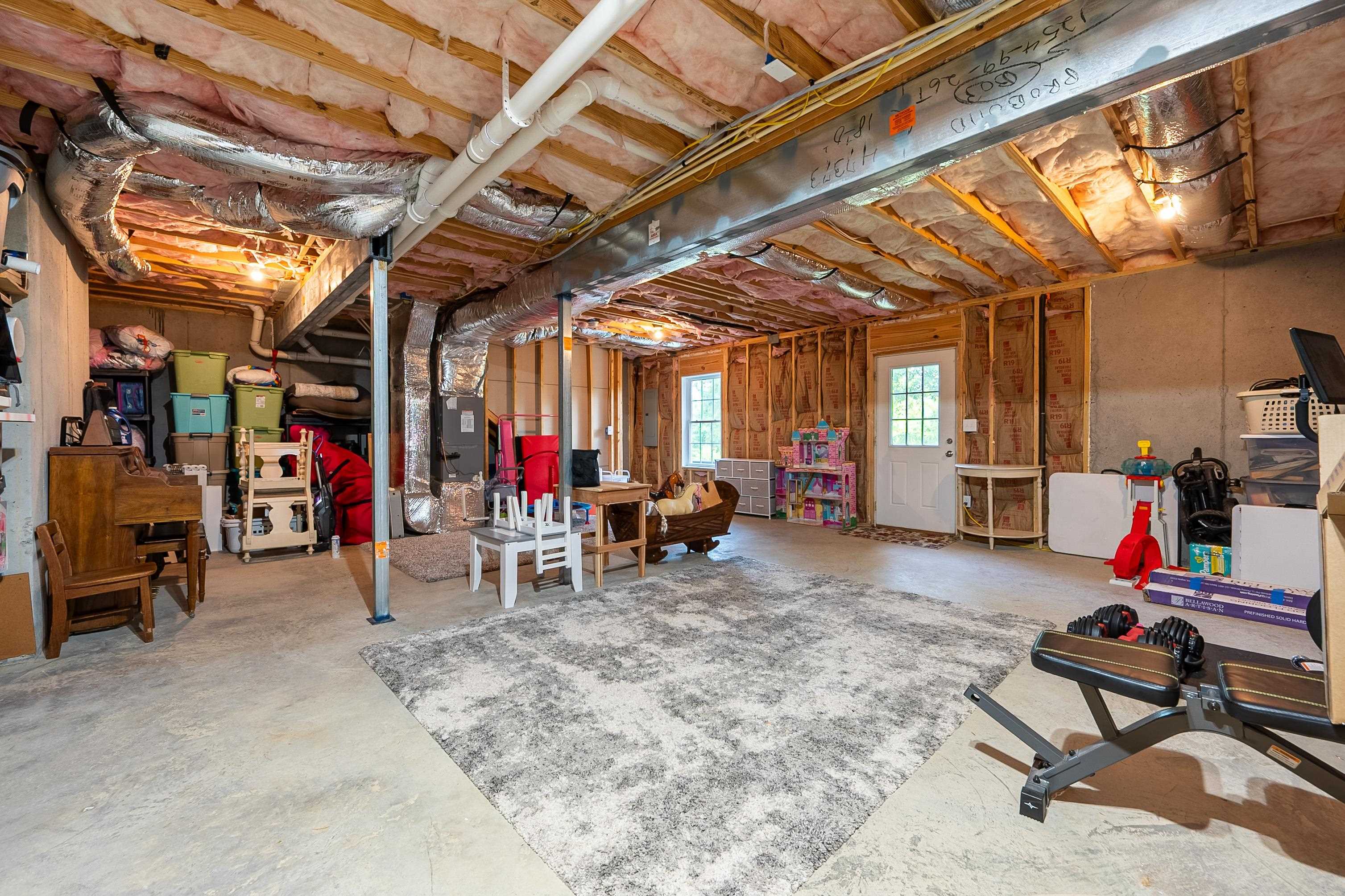1136 CROSSCREEK Drive