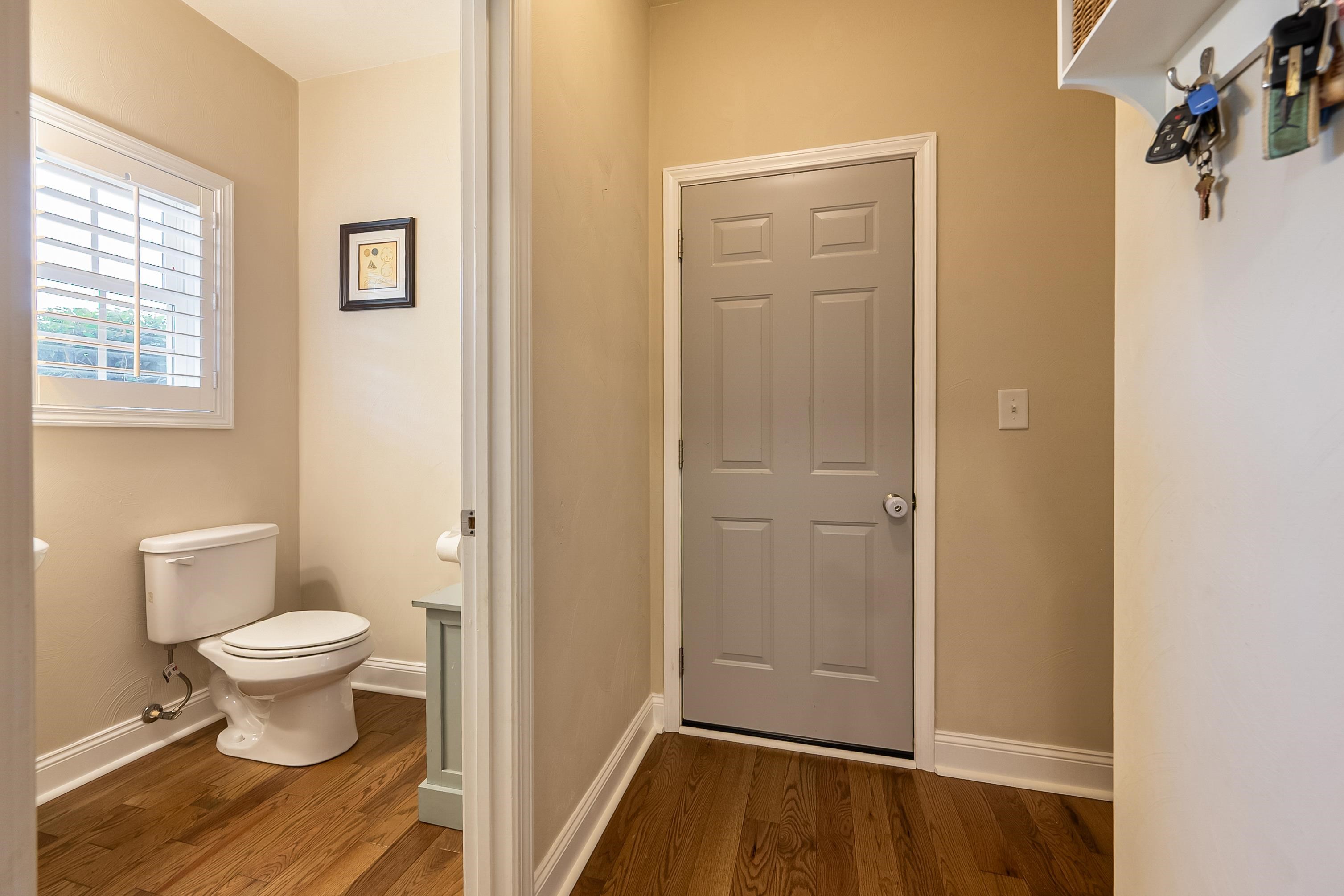1136 CROSSCREEK Drive