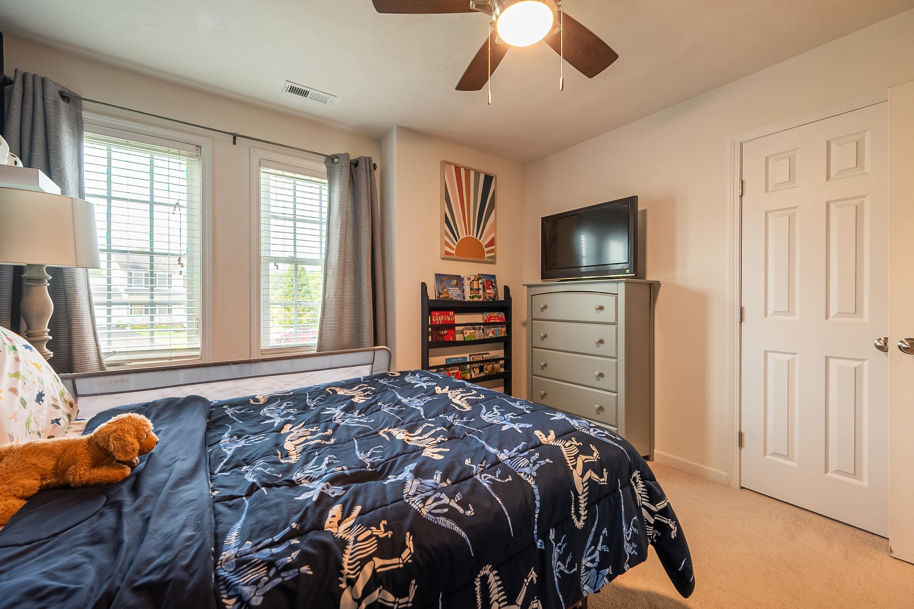 1136 CROSSCREEK Drive