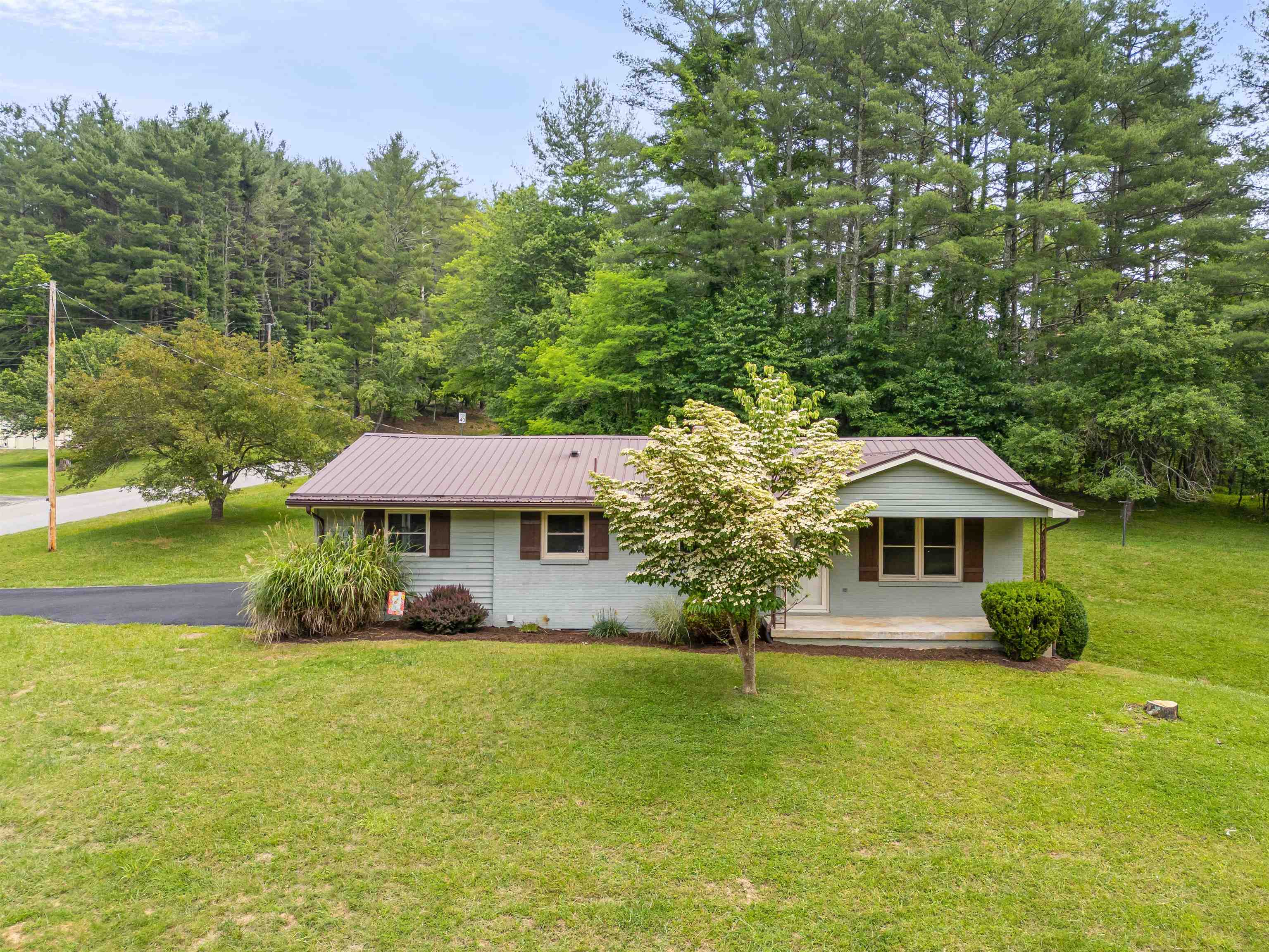 2866 White Rock Road NW