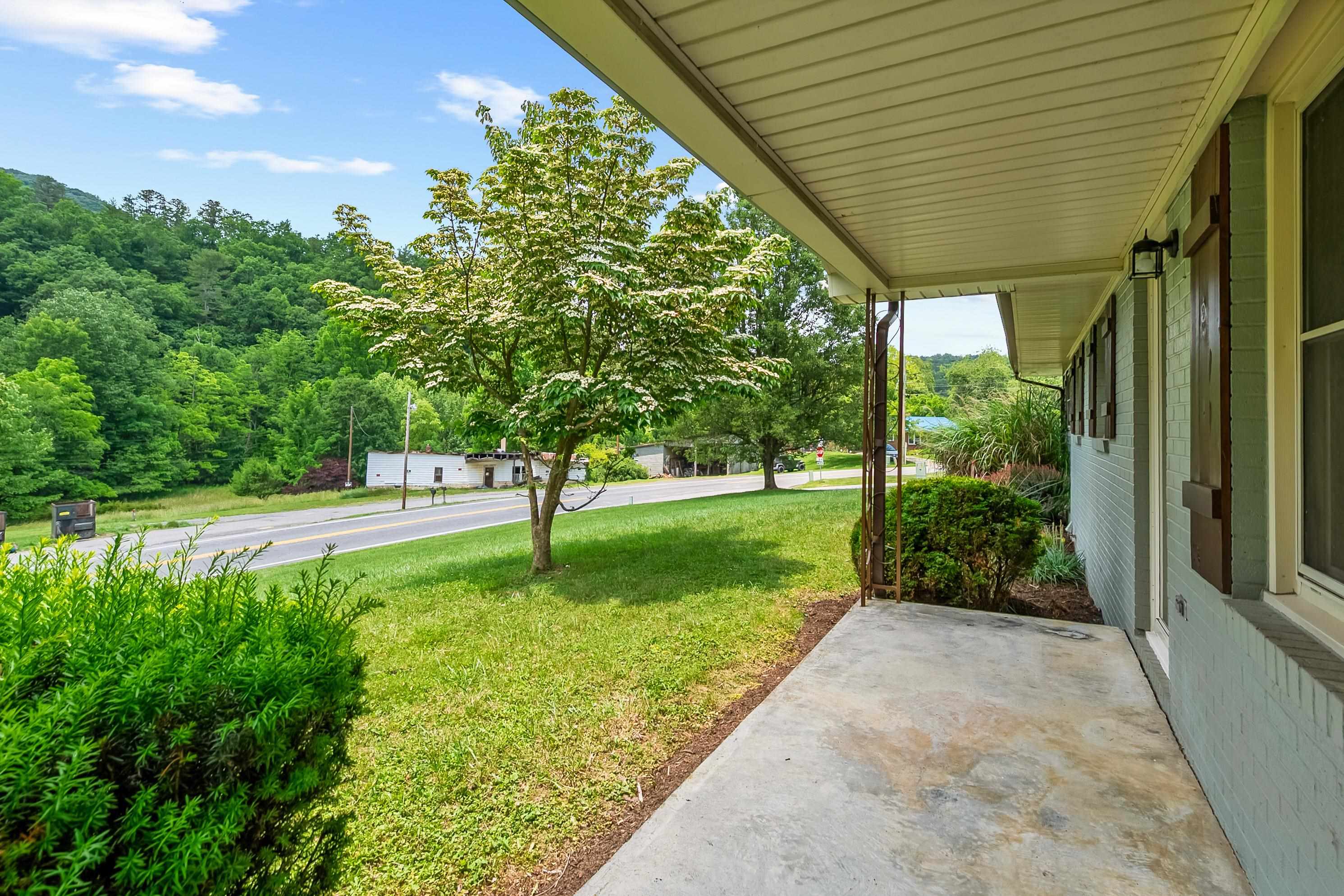 2866 White Rock Road NW