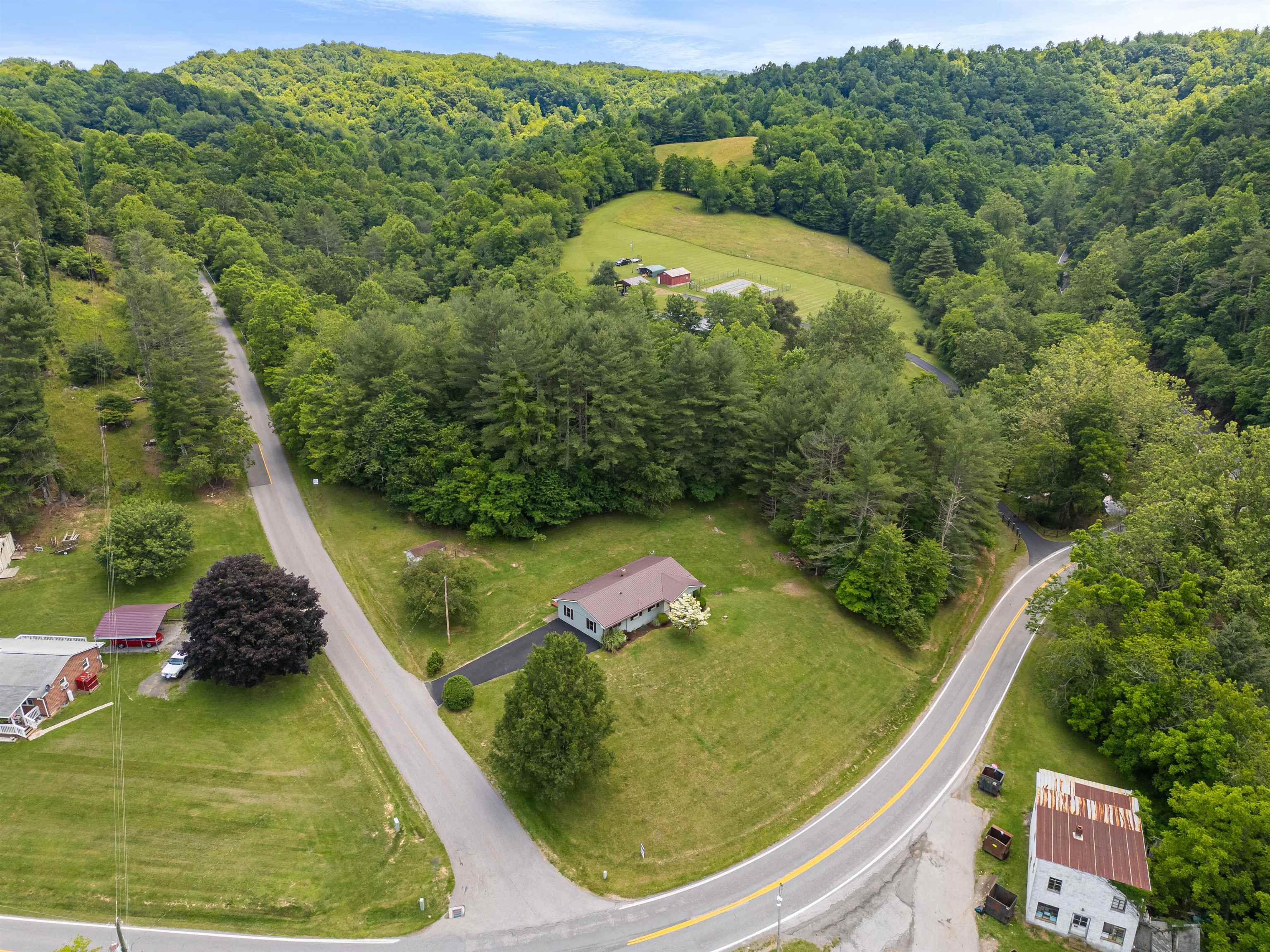 2866 White Rock Road NW