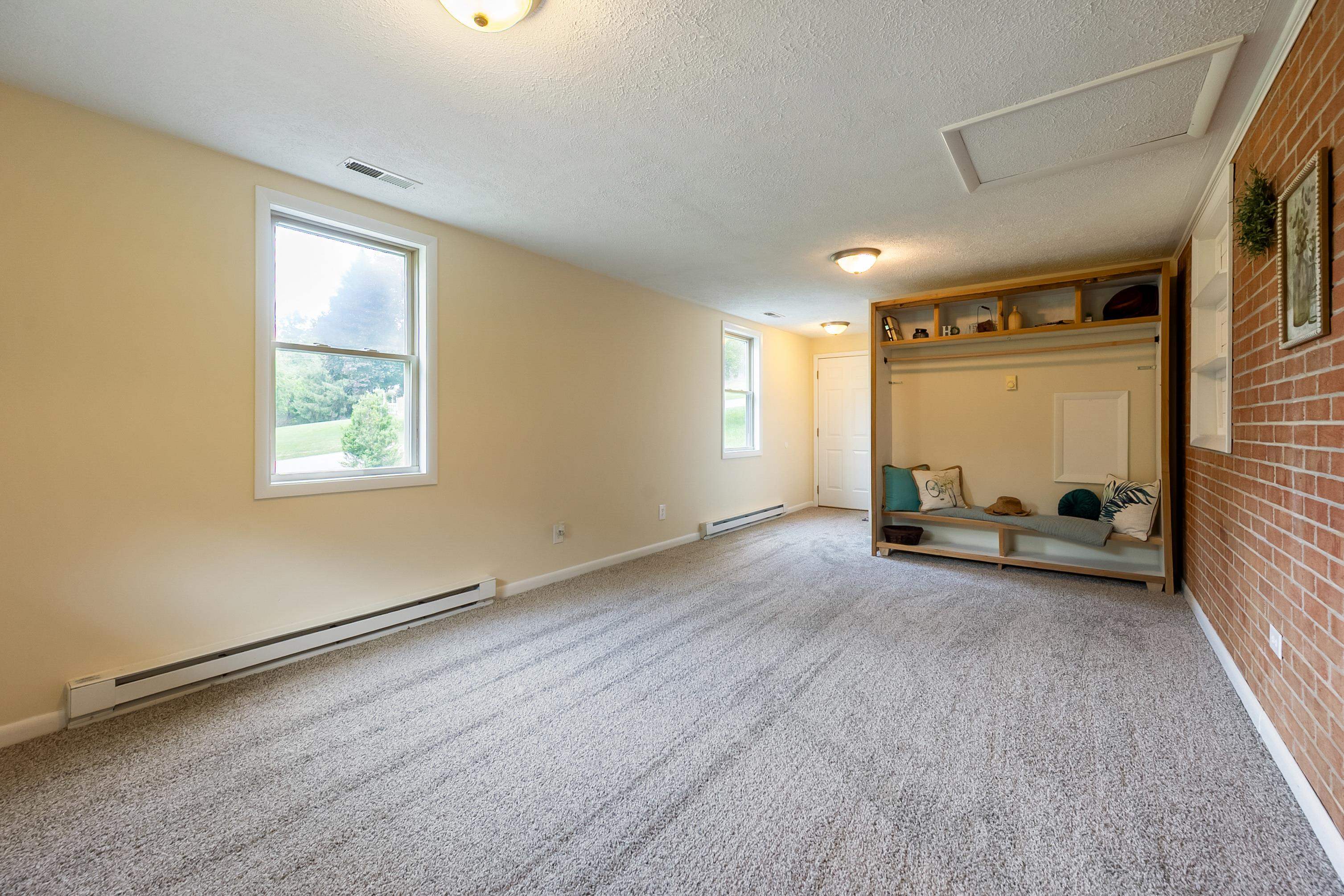 2866 White Rock Road NW