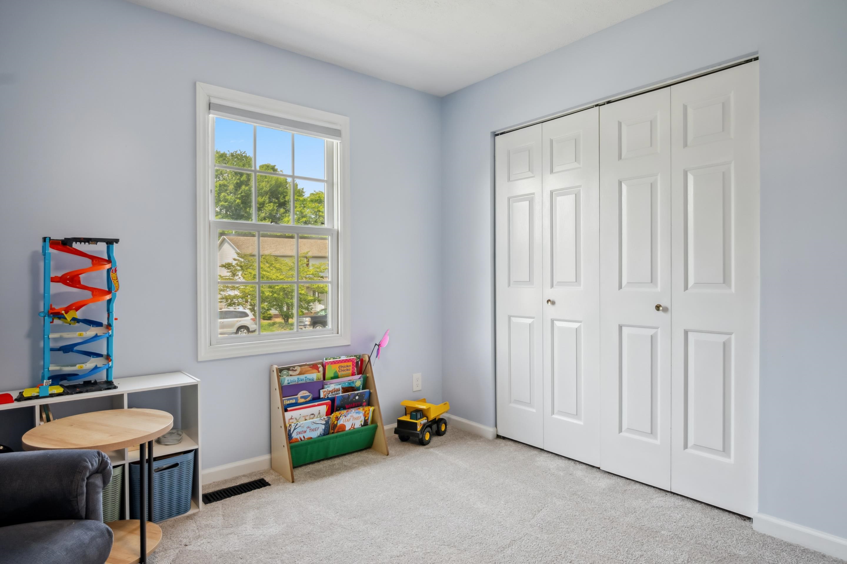 1319 KARR Lane