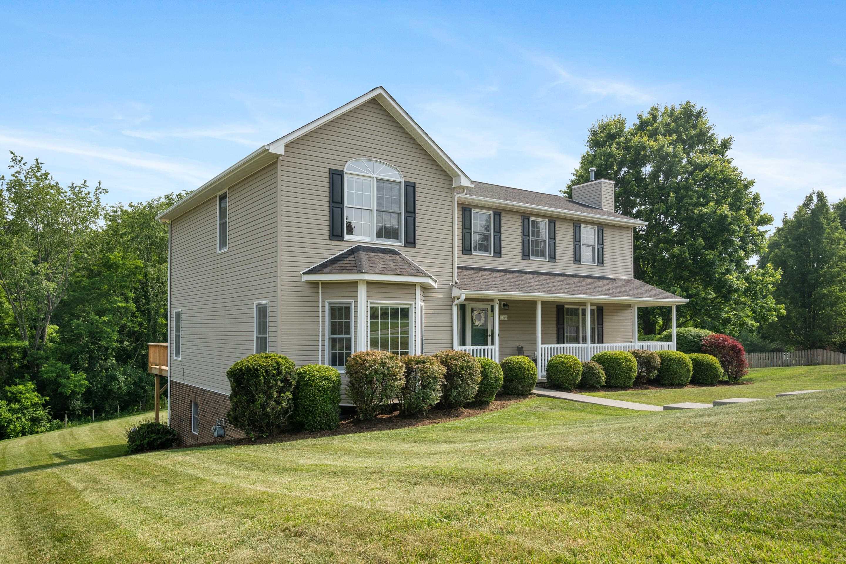 1319 KARR Lane