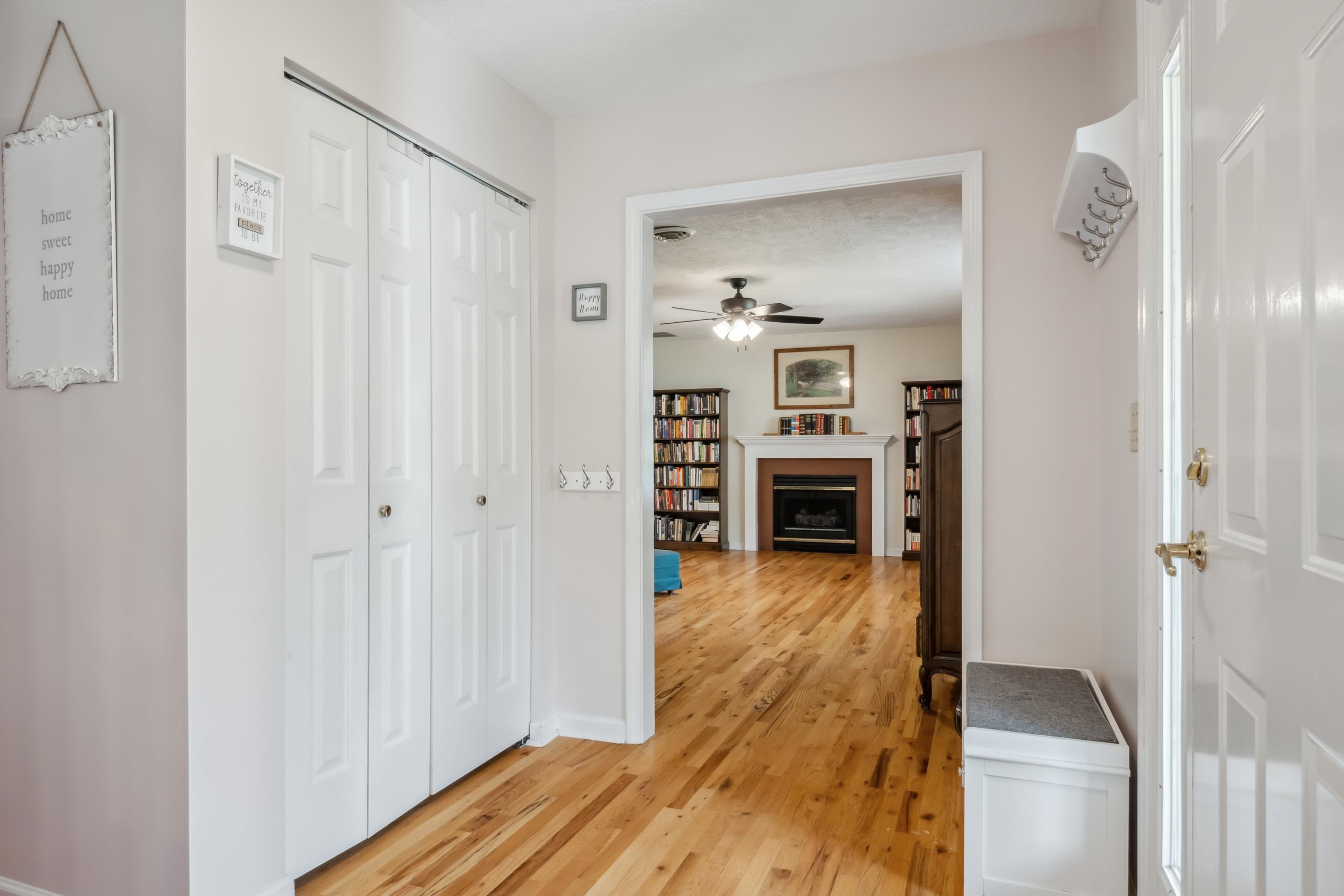 1319 KARR Lane