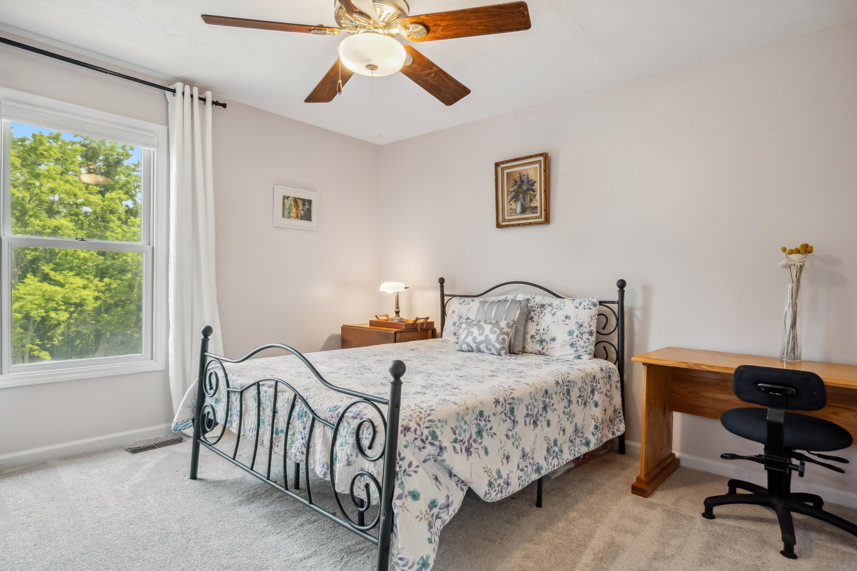 1319 KARR Lane