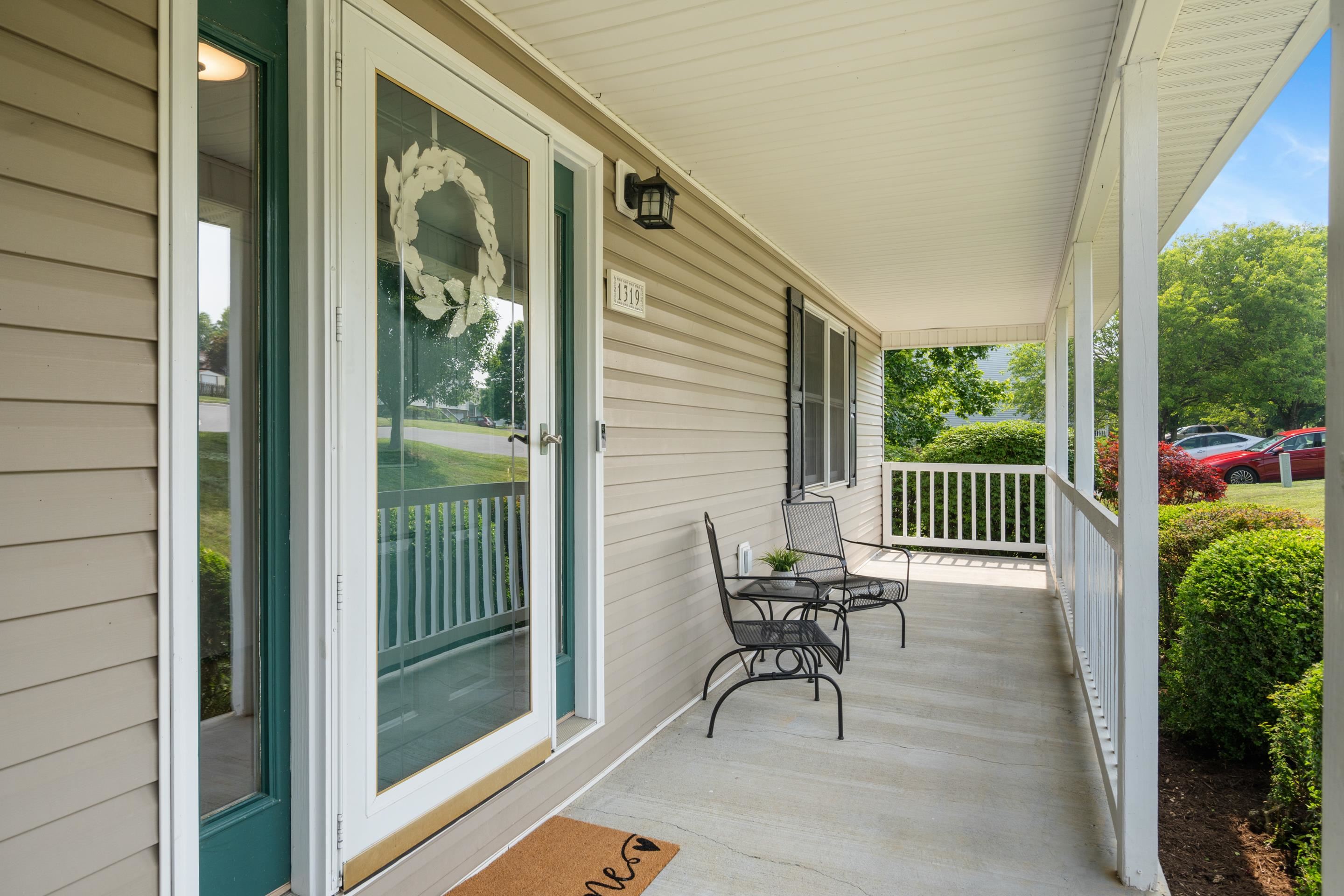 1319 KARR Lane