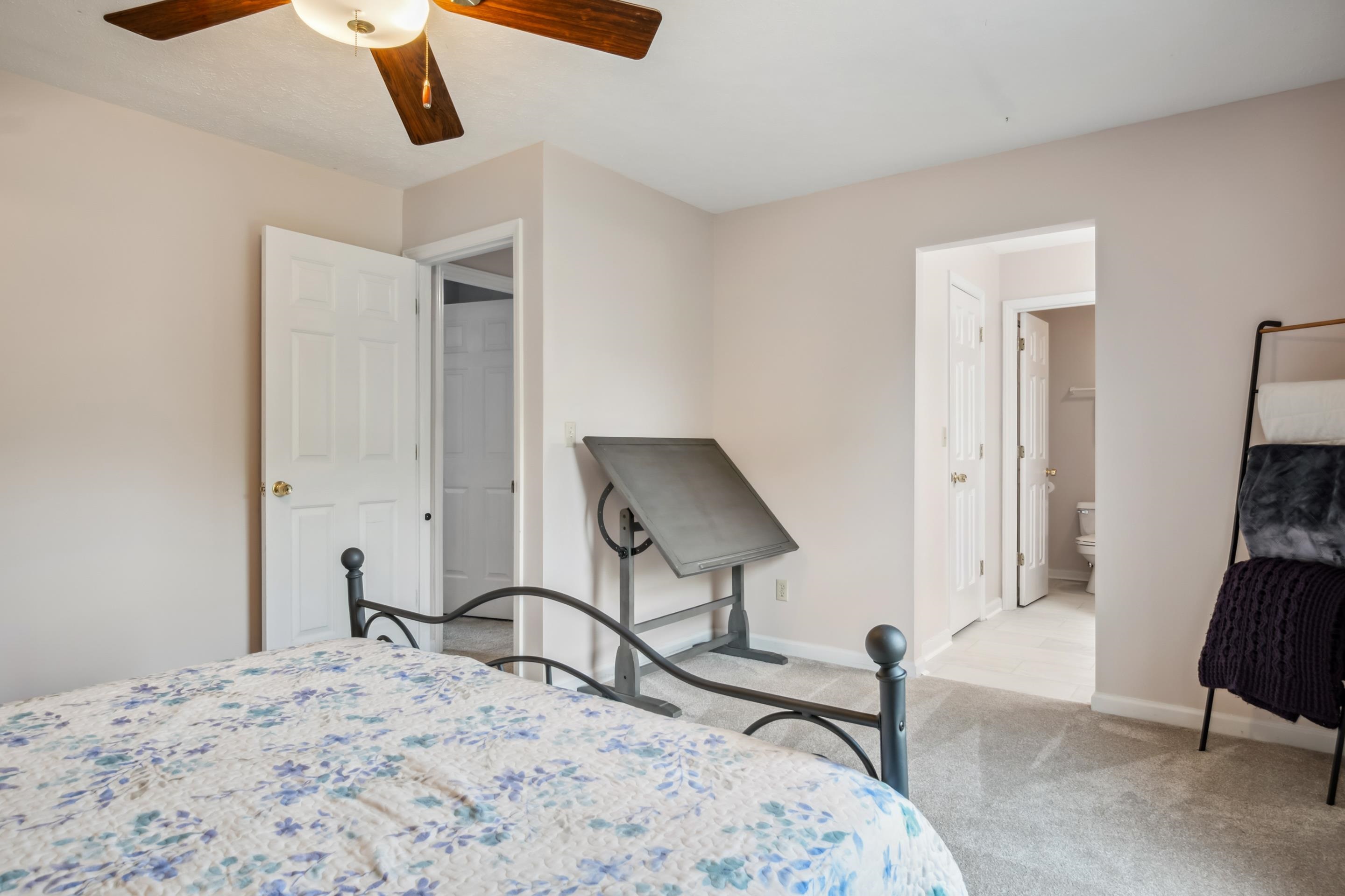 1319 KARR Lane