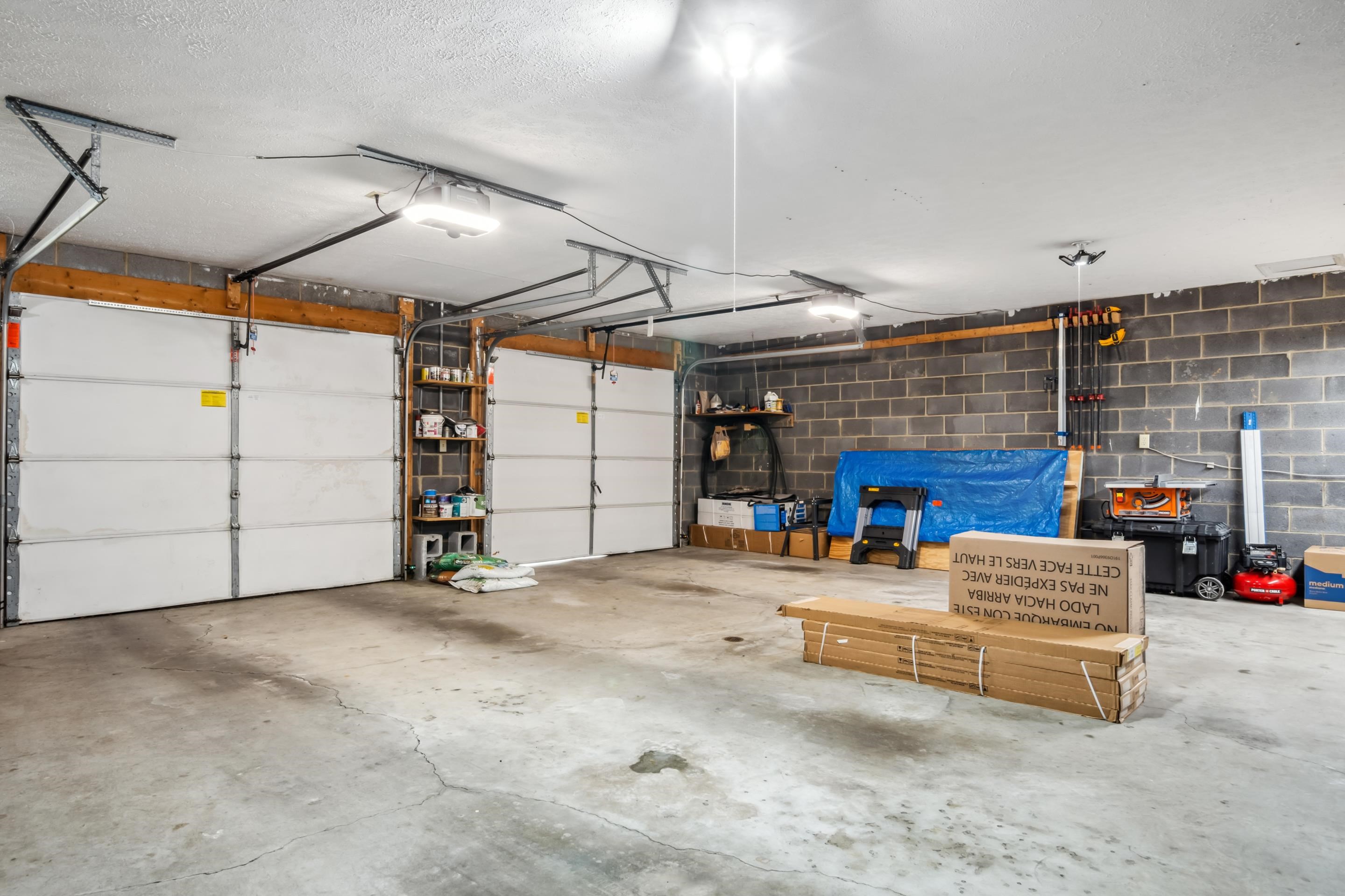 1319 KARR Lane