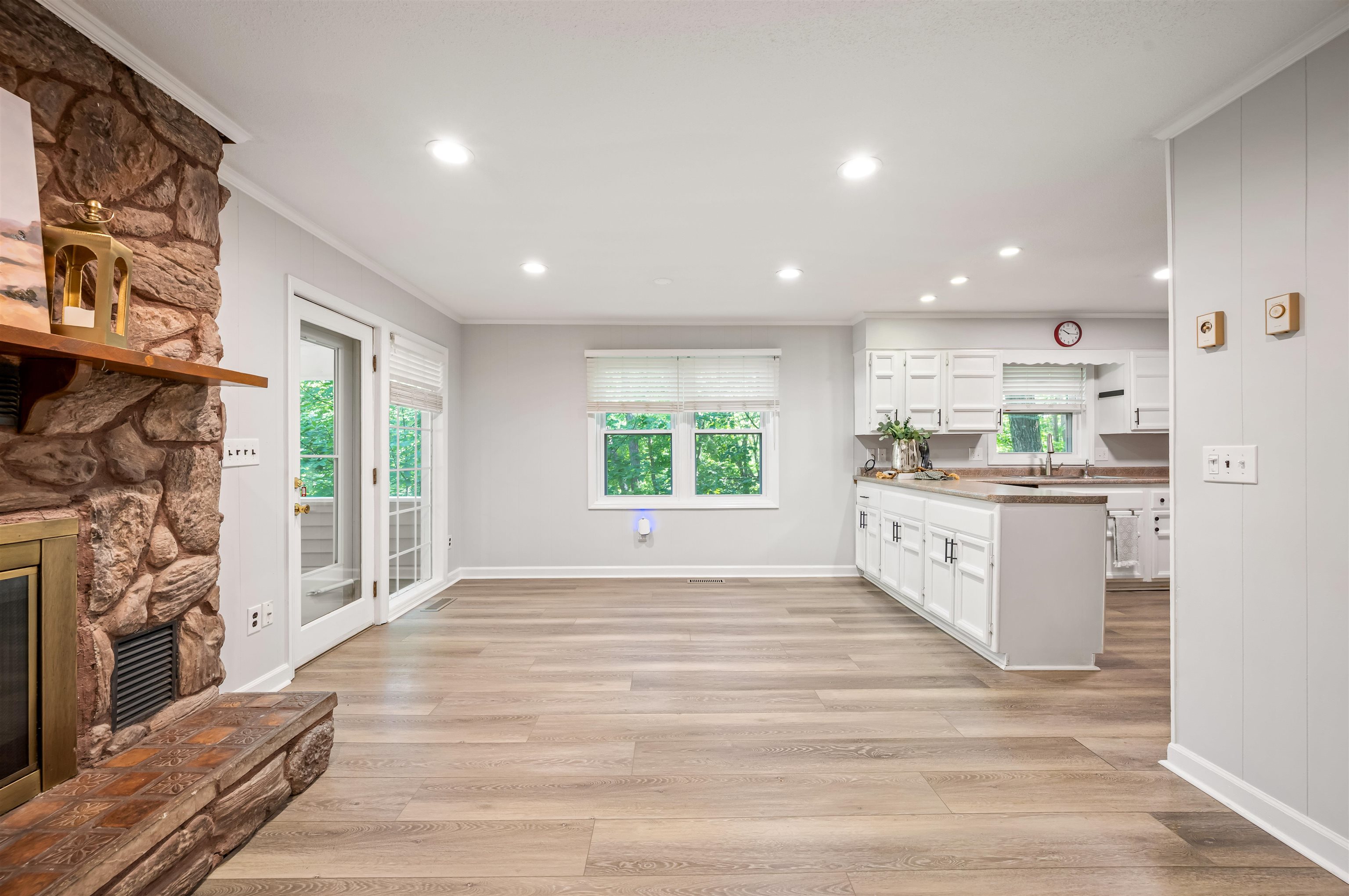 10 HIDDEN VALLEY Lane