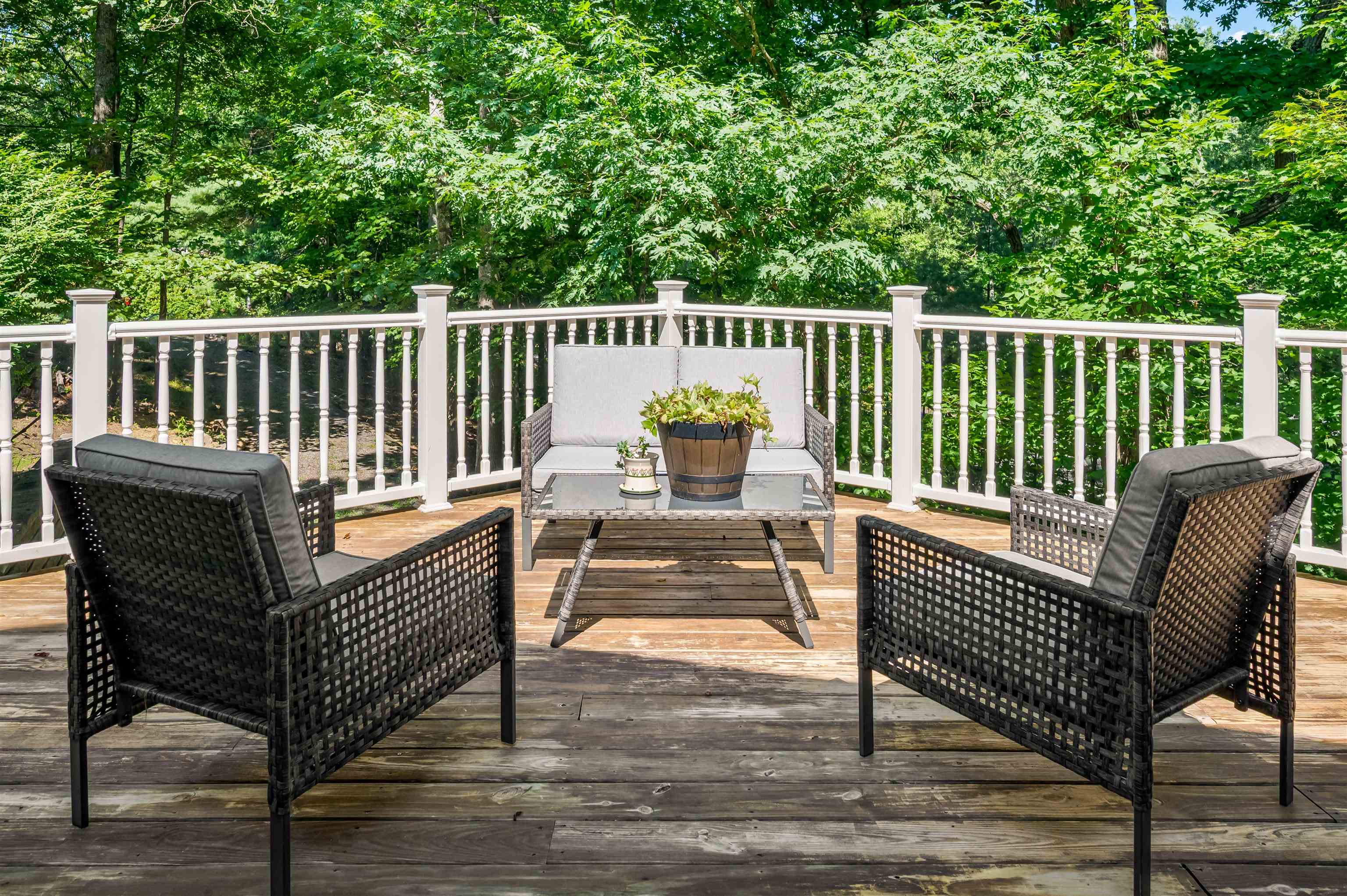 10 HIDDEN VALLEY Lane