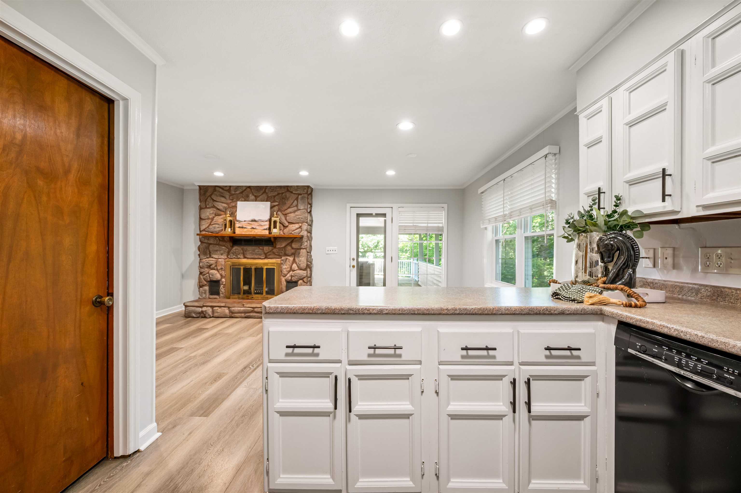 10 HIDDEN VALLEY Lane