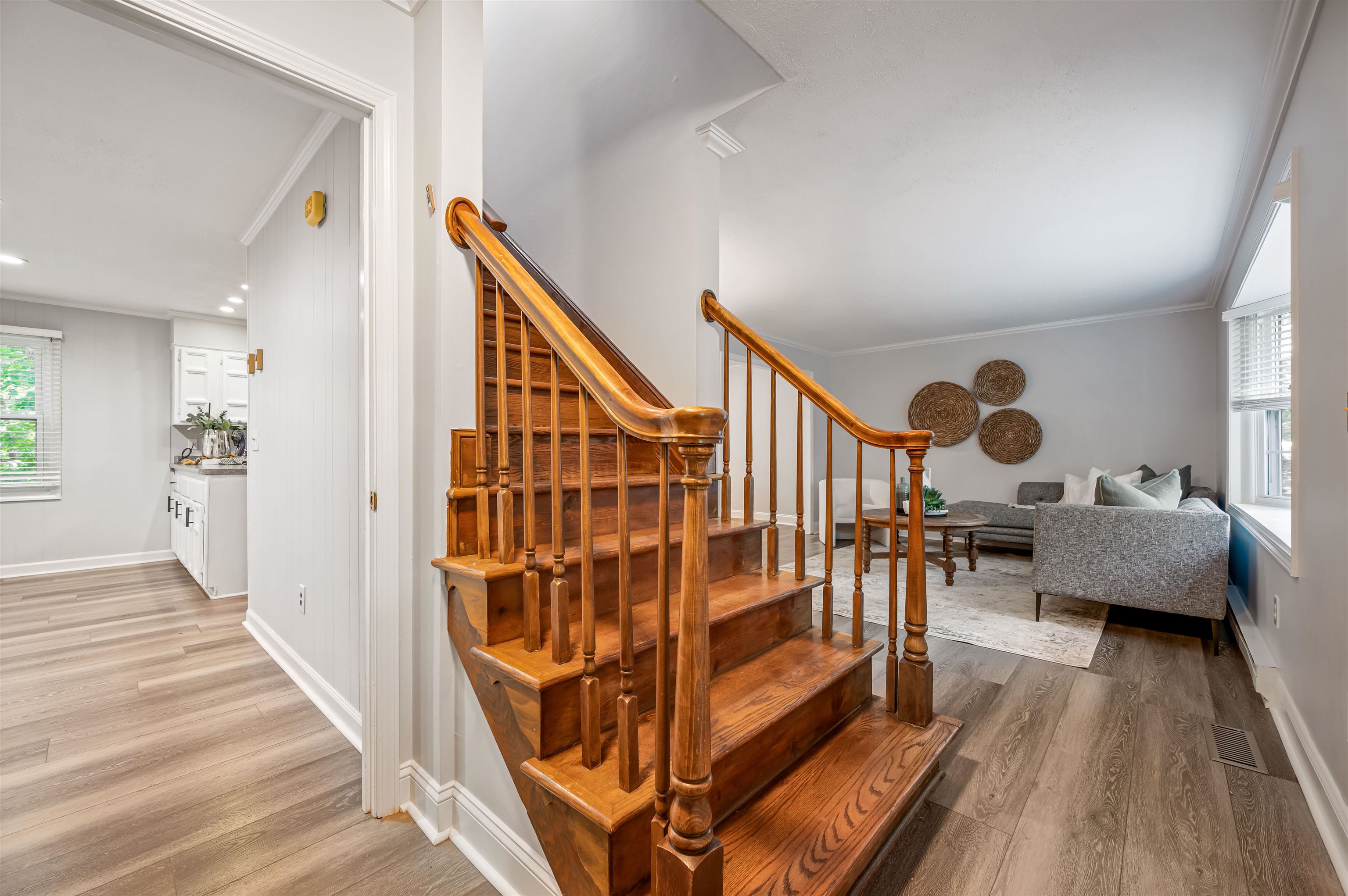 10 HIDDEN VALLEY Lane