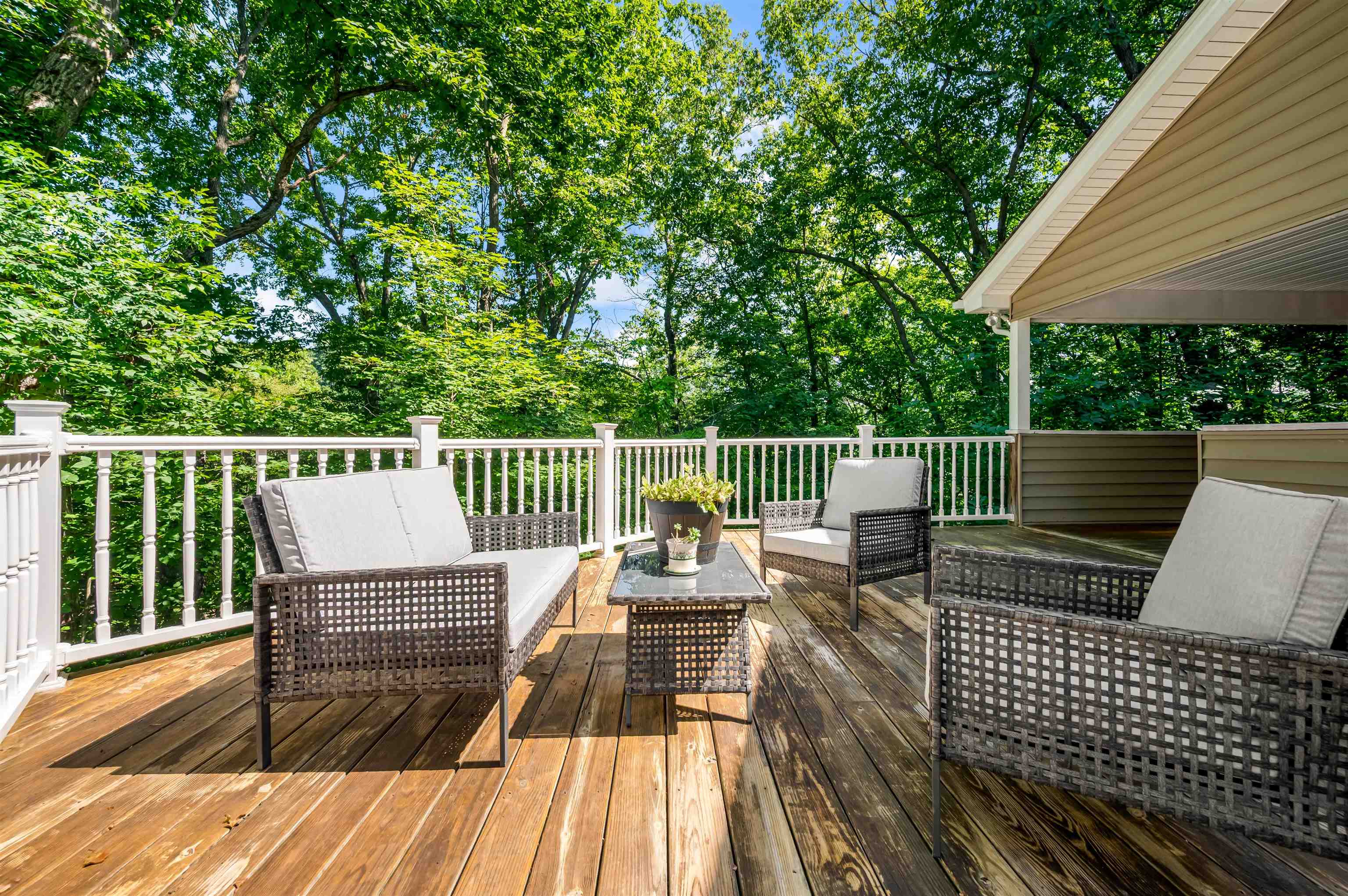 10 HIDDEN VALLEY Lane